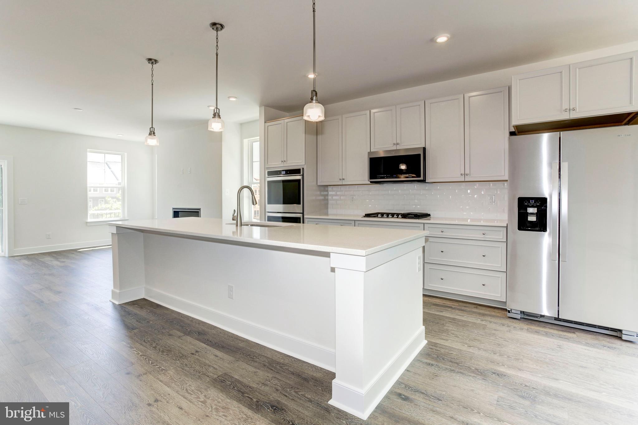 POTOMAC SHORES - Residential