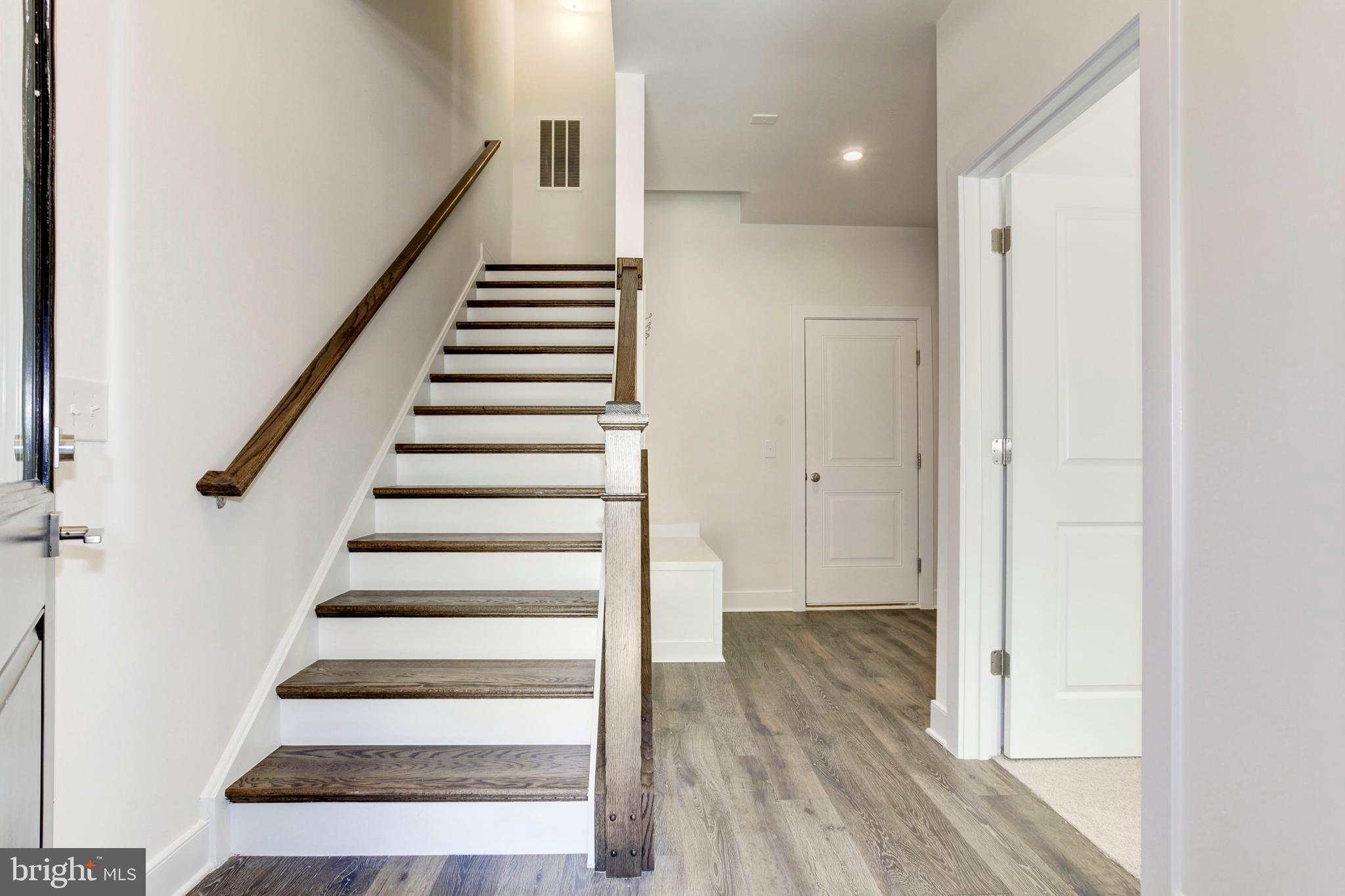 POTOMAC SHORES - Residential