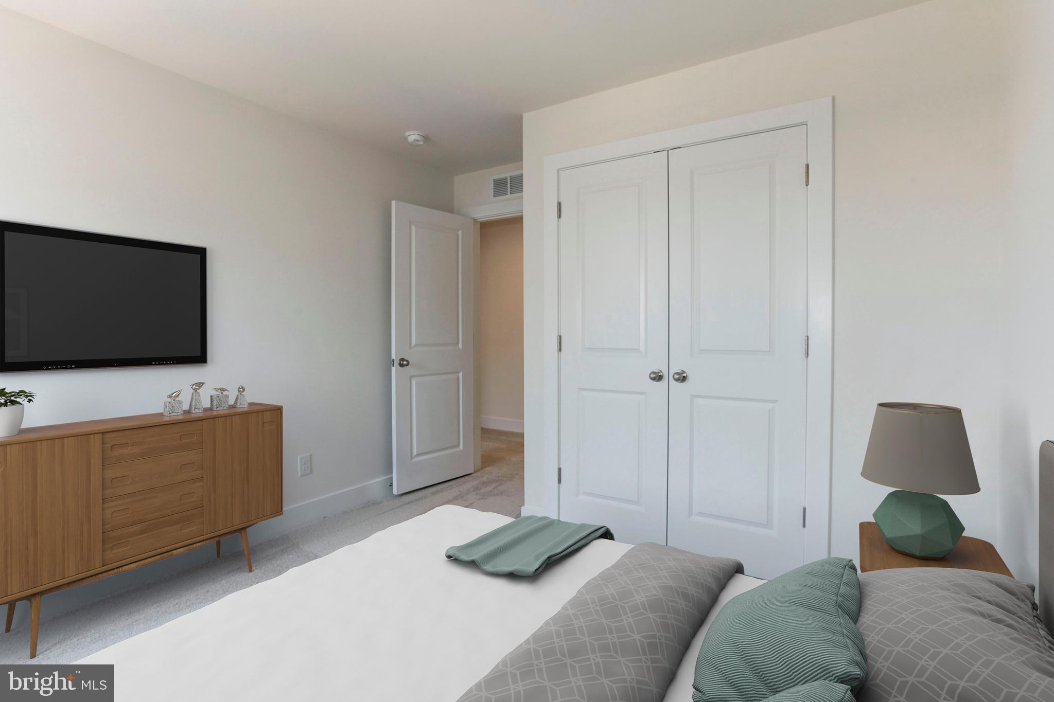 POTOMAC SHORES - Residential