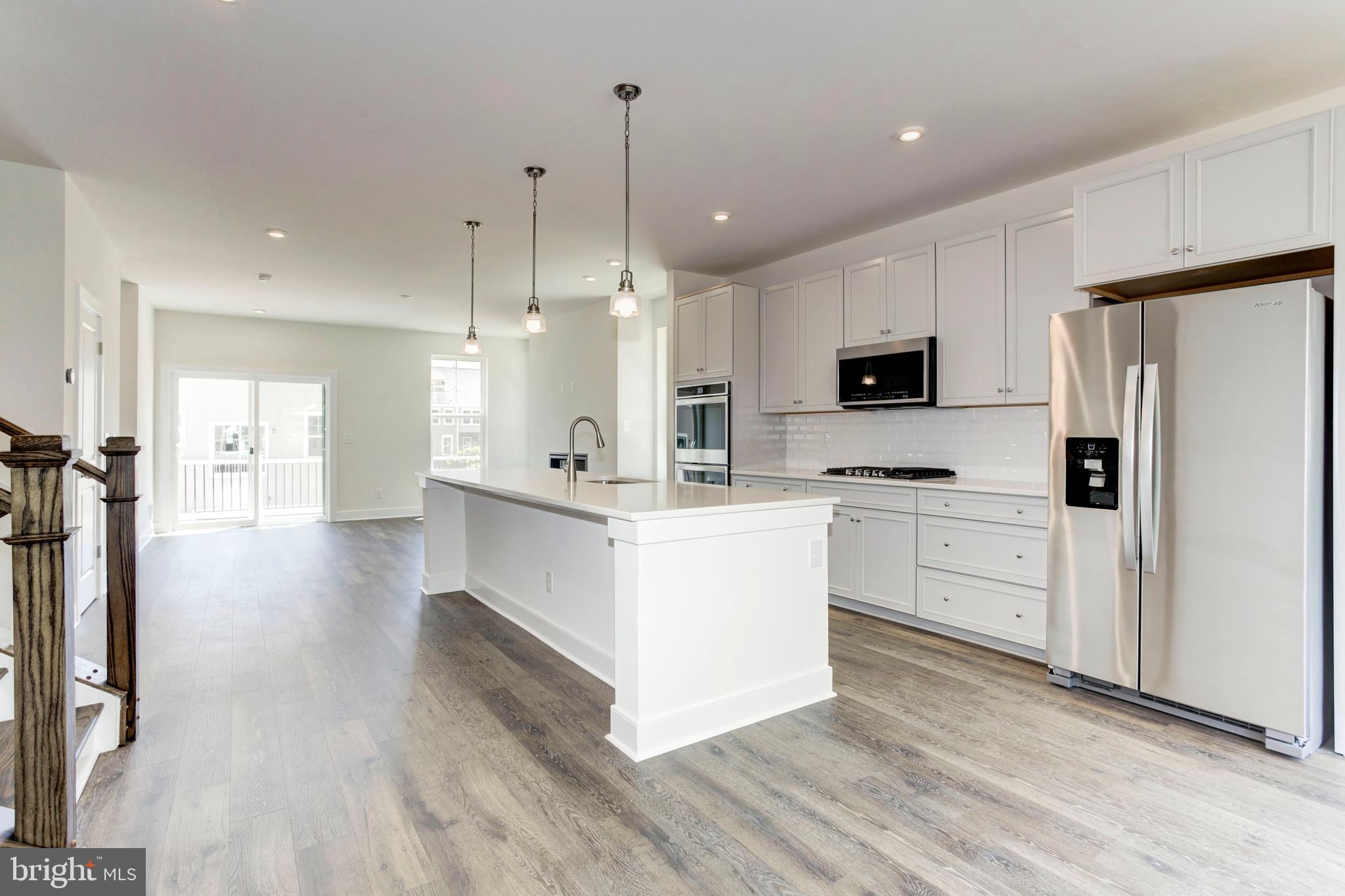 POTOMAC SHORES - Residential