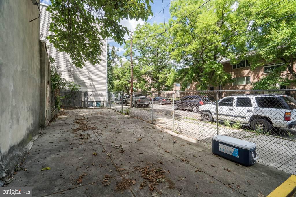 NORTH CENTRAL - Residential Lease