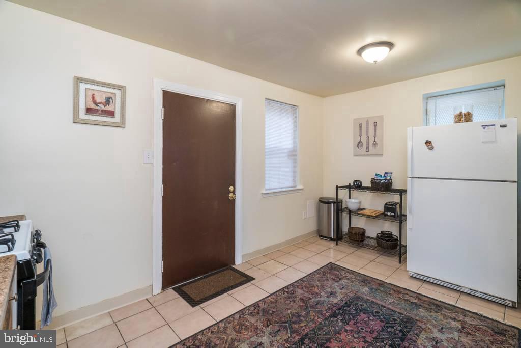 NORTH CENTRAL - Residential Lease