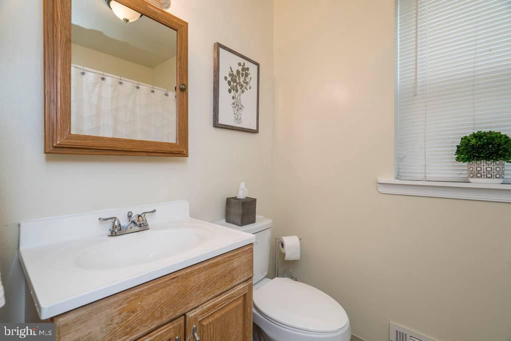 NORTH CENTRAL - Residential Lease