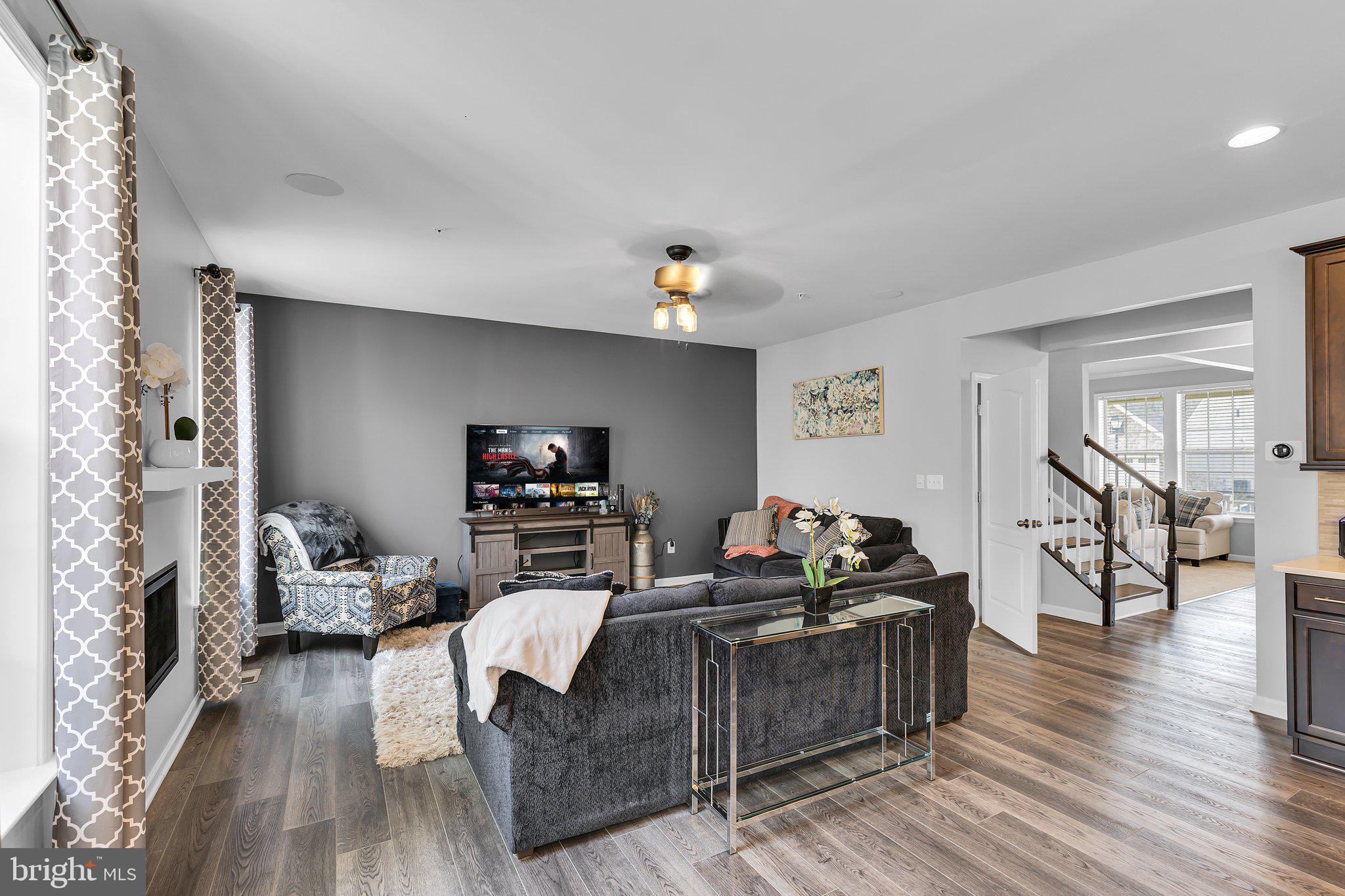 GLENN DALE CROSSING - Residential Lease