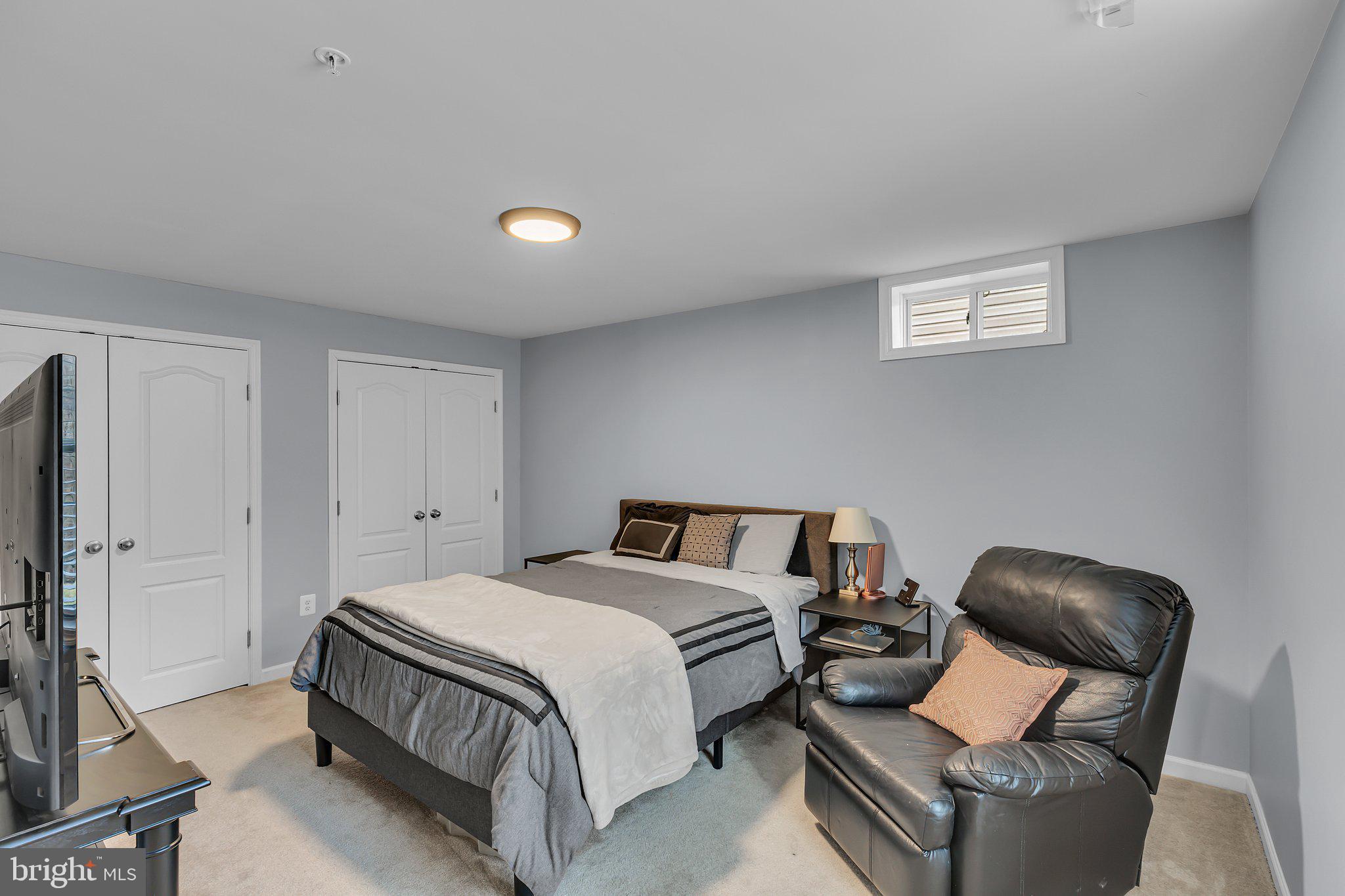 GLENN DALE CROSSING - Residential Lease