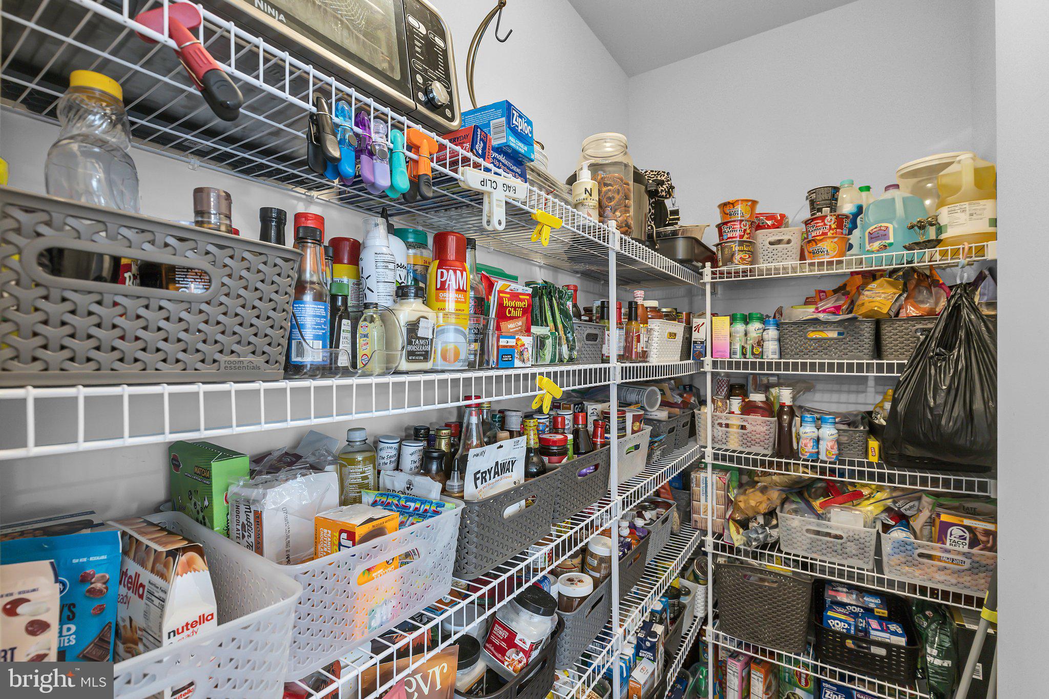 GLENN DALE CROSSING - Residential Lease