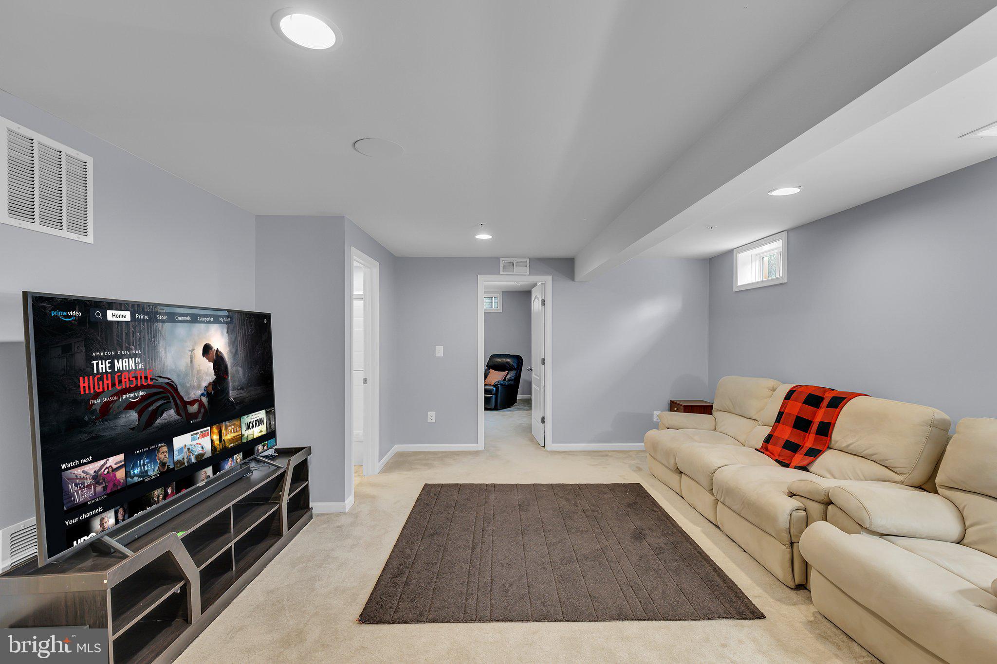 GLENN DALE CROSSING - Residential Lease