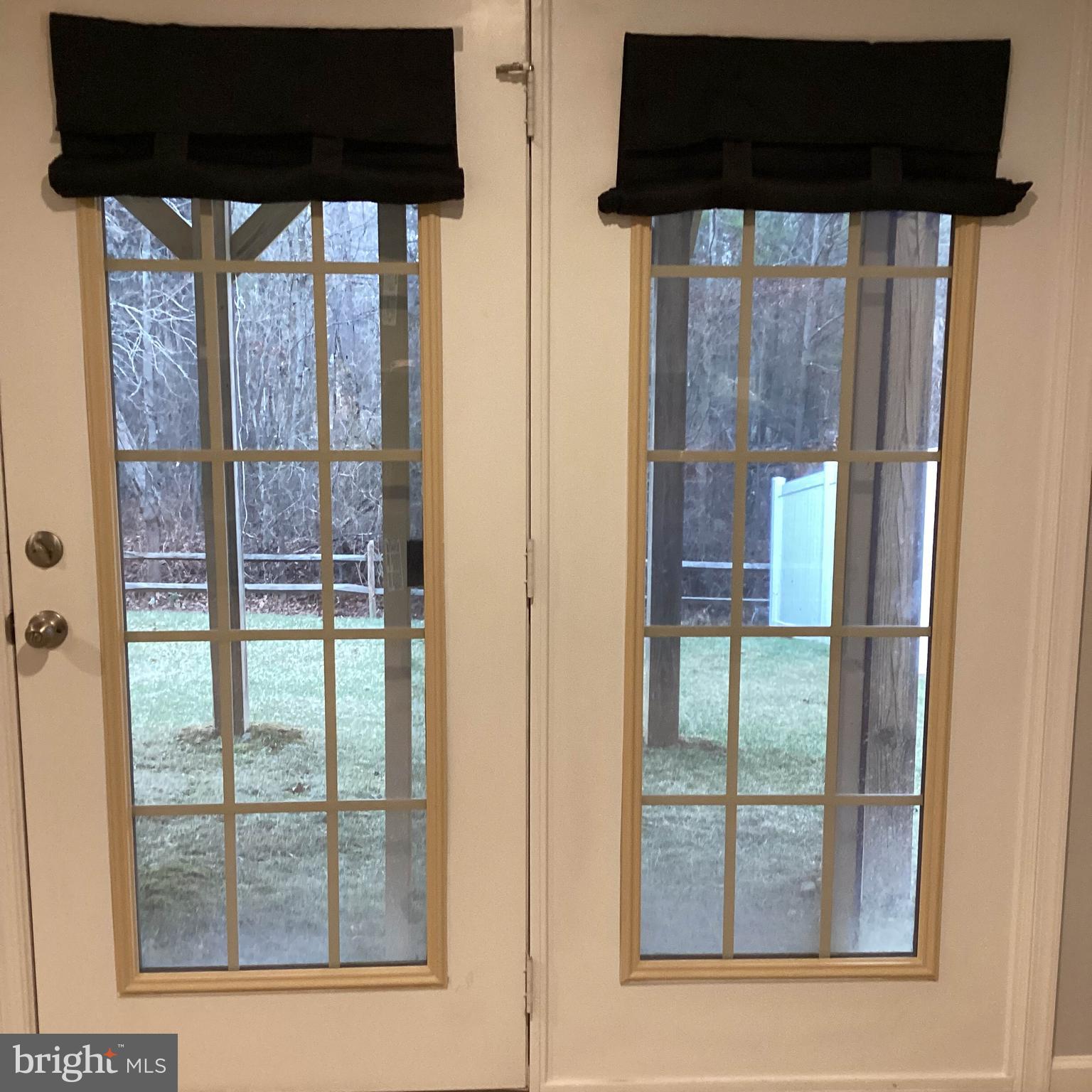 GLENN DALE CROSSING - Residential Lease