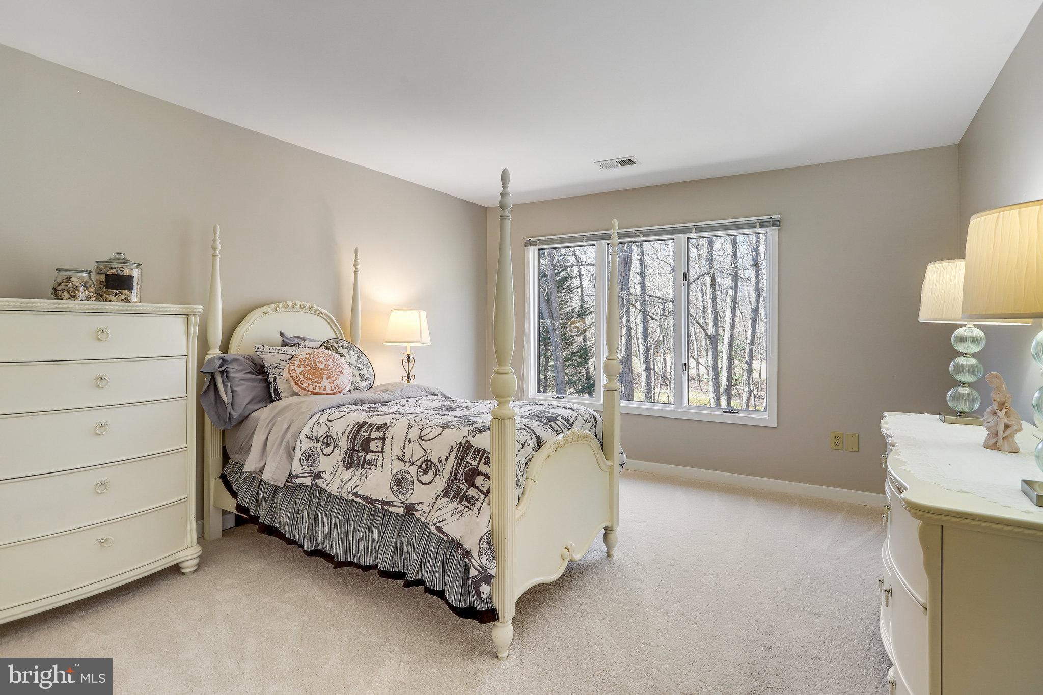 GEORGETOWN MANOR ESTATES - Residential