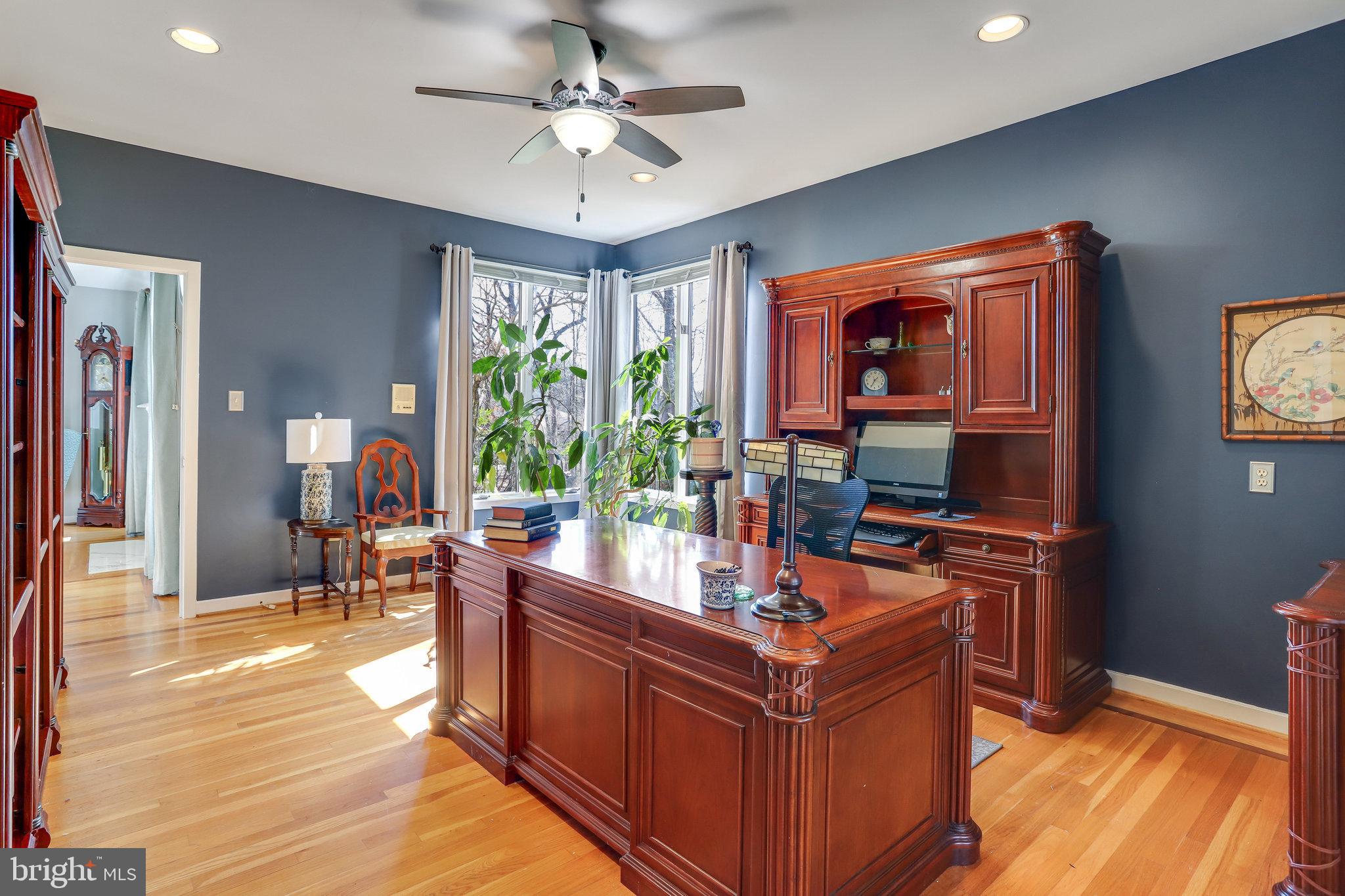 GEORGETOWN MANOR ESTATES - Residential