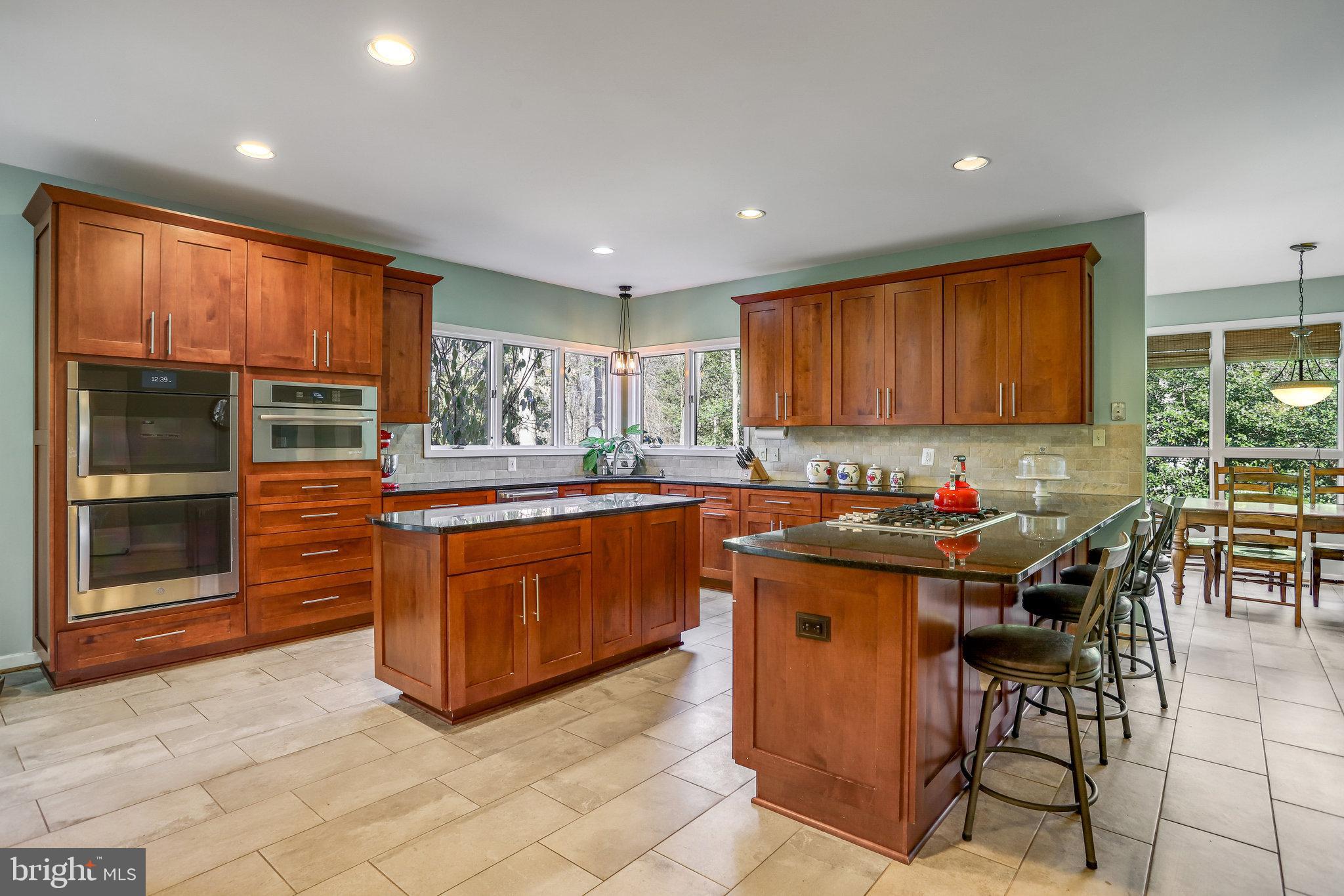 GEORGETOWN MANOR ESTATES - Residential