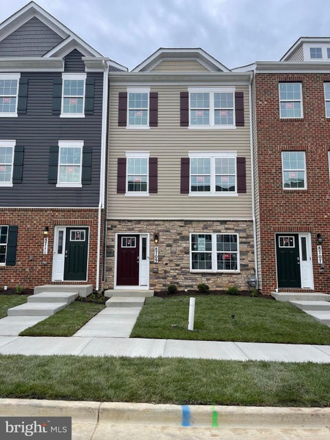 Townhouse For Rent - 8709 Cherrybark Road<br/> Prince Georges County, CLINTON, MD 20735