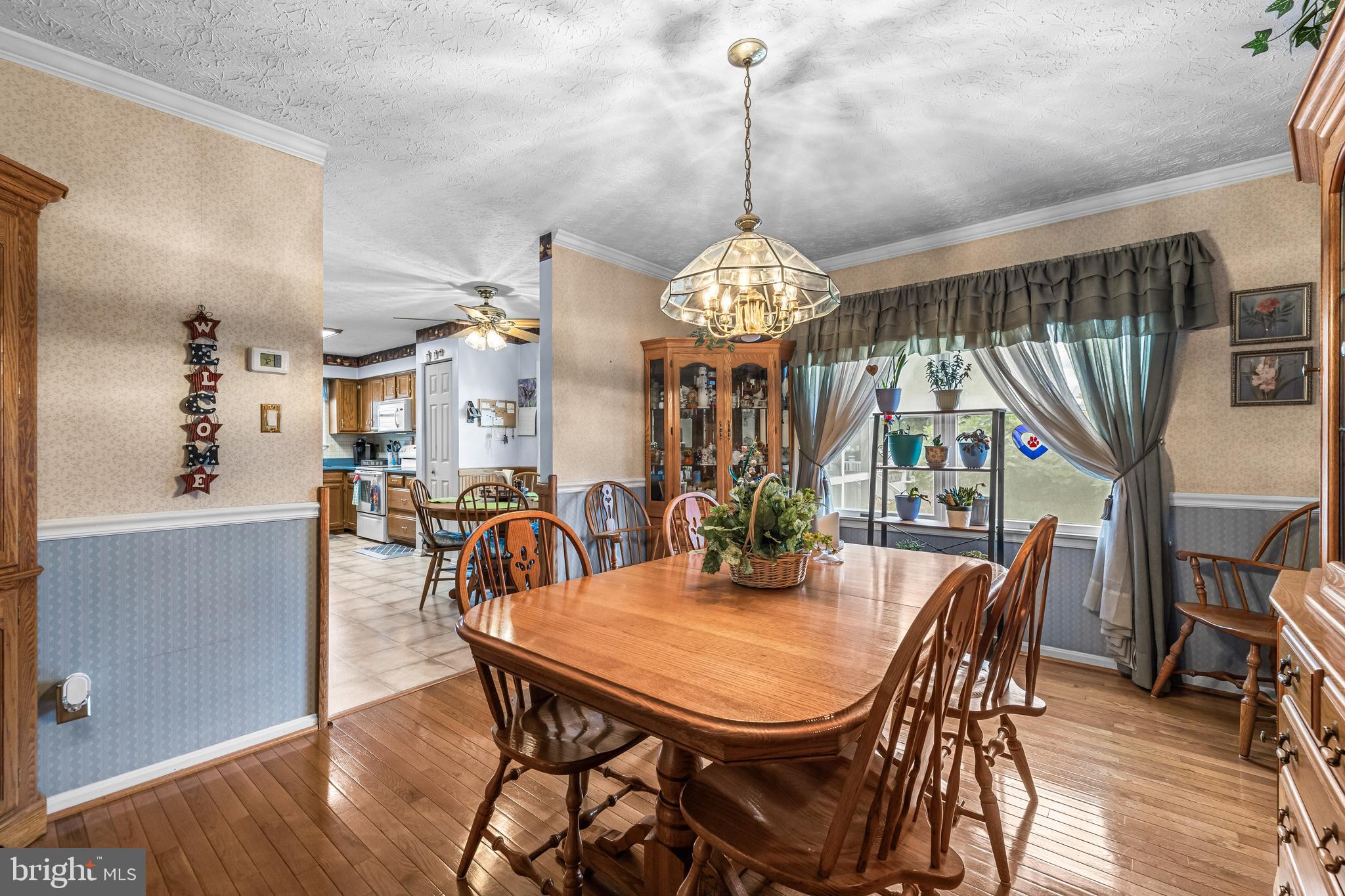 LAUREL VALLEY - Residential