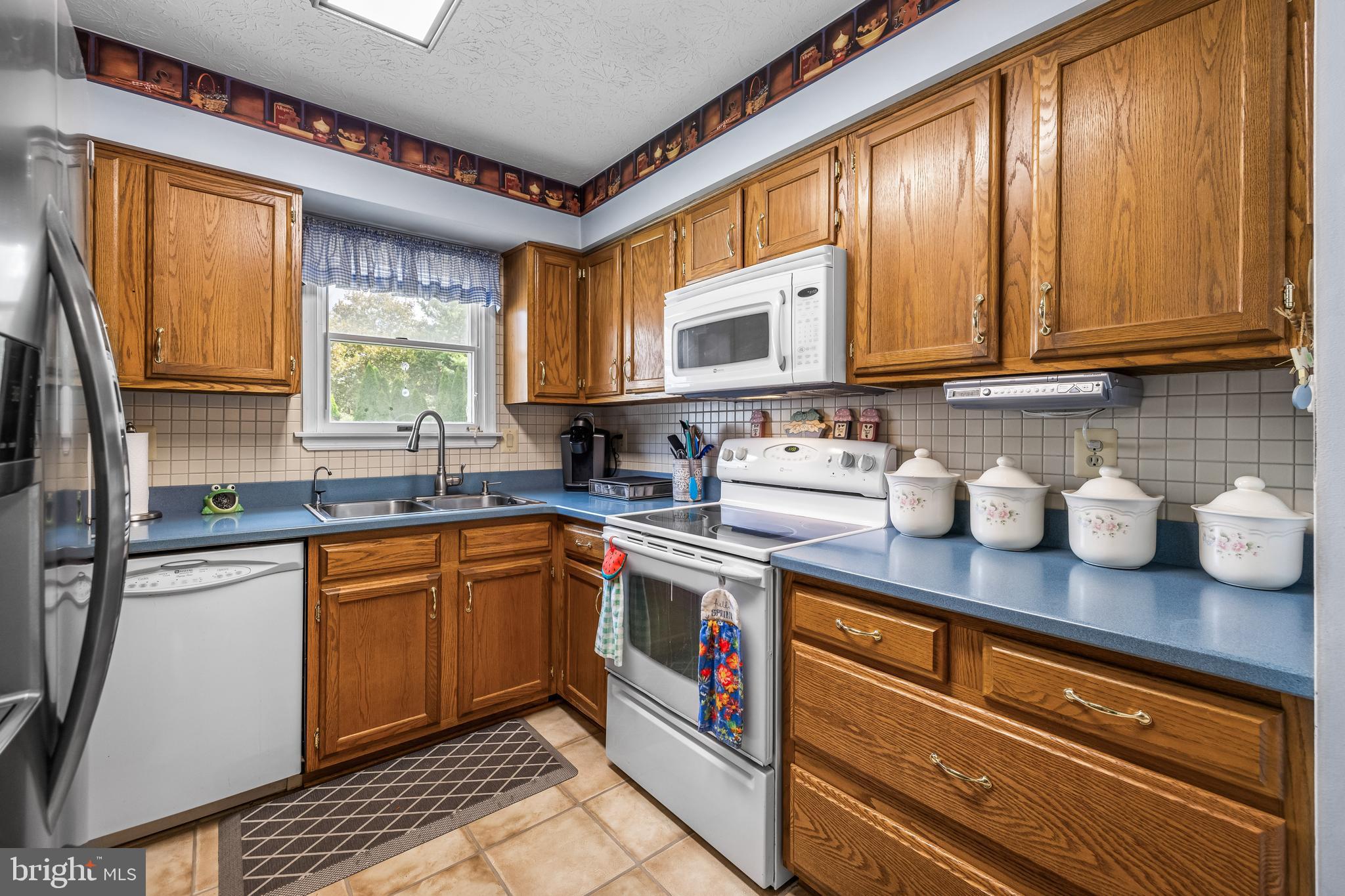 LAUREL VALLEY - Residential