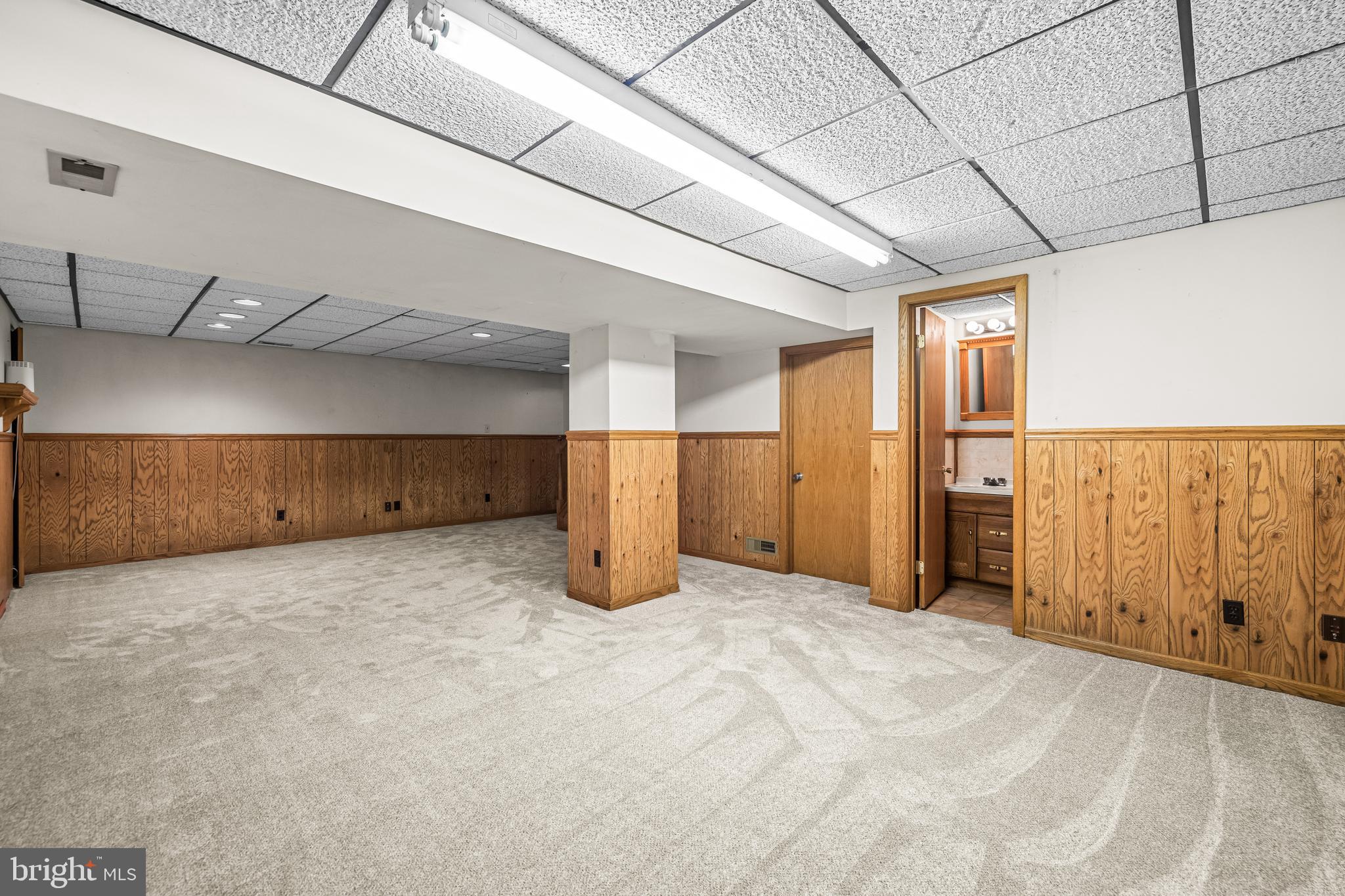 LAUREL VALLEY - Residential