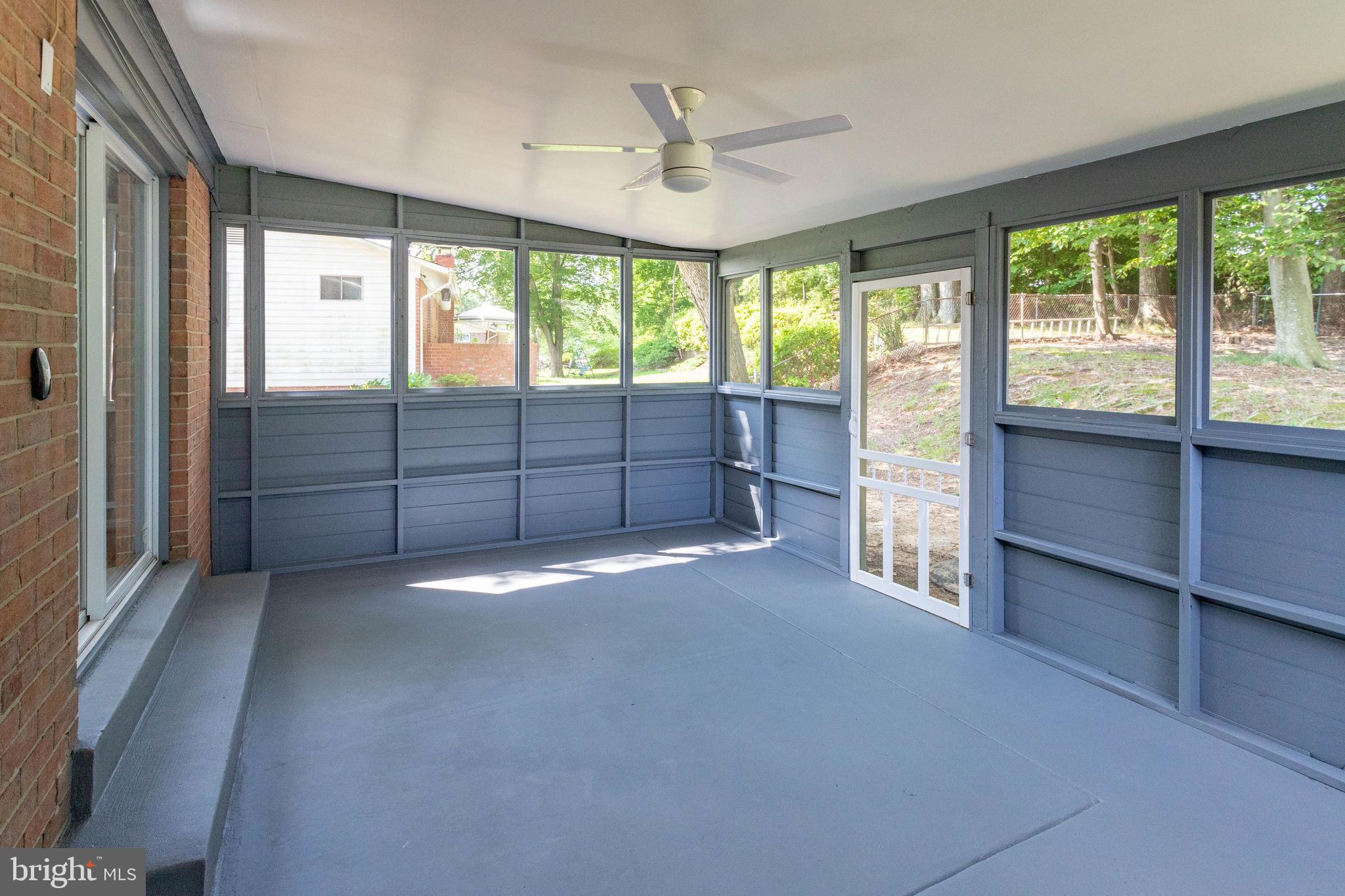 KINGS PARK WEST - Residential Lease