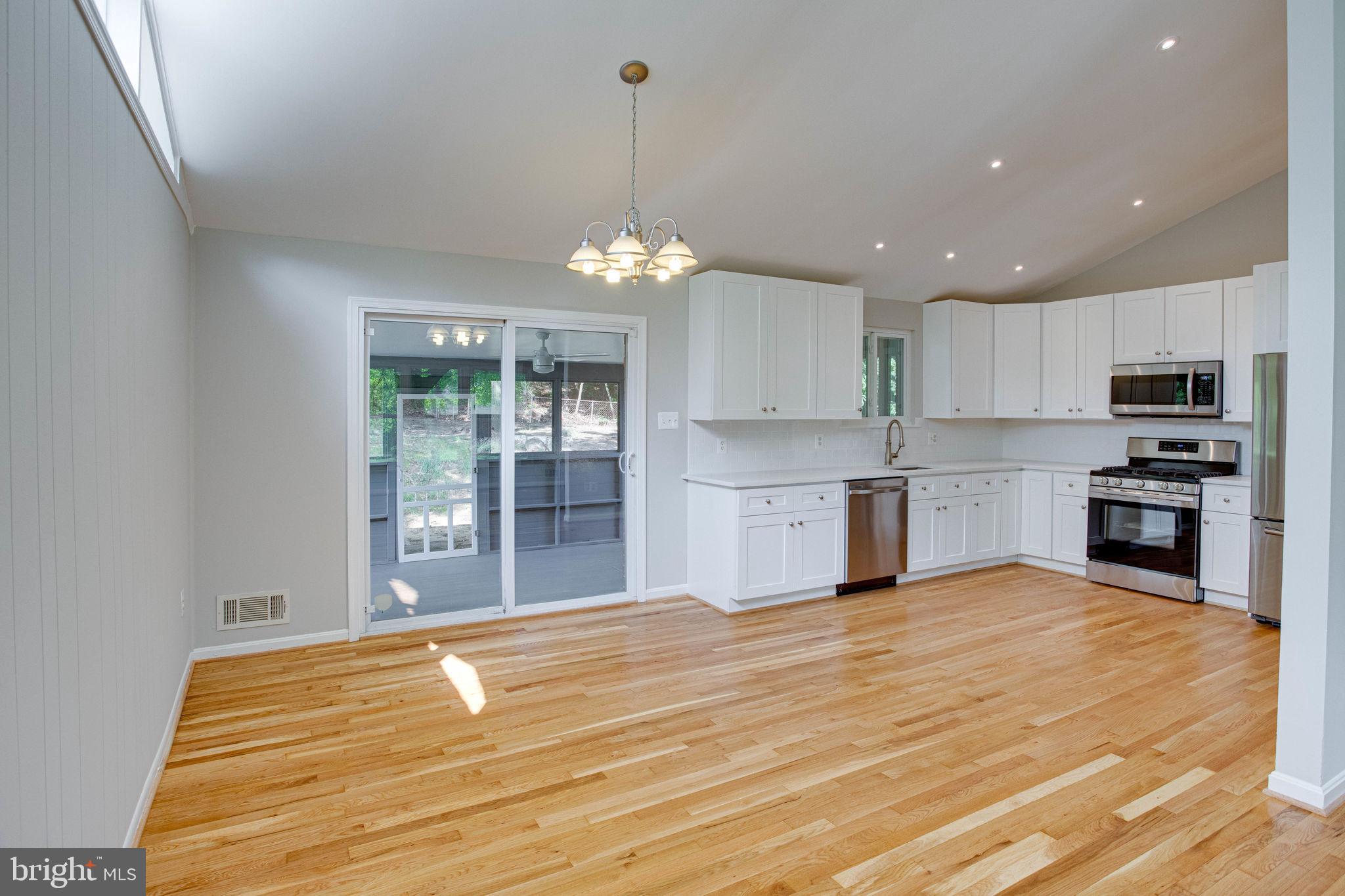 KINGS PARK WEST - Residential Lease