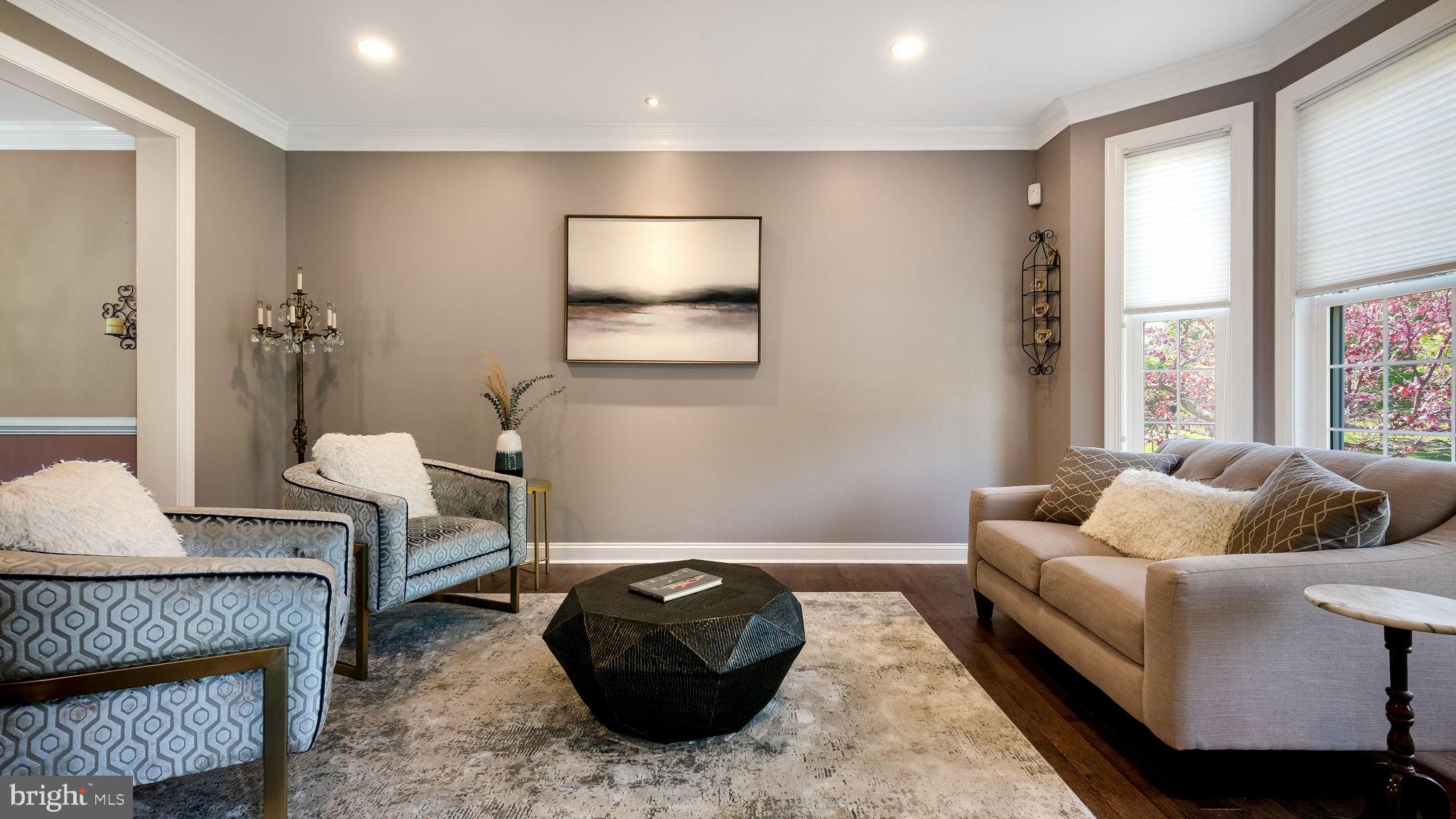 SUNNYBROOK - Residential