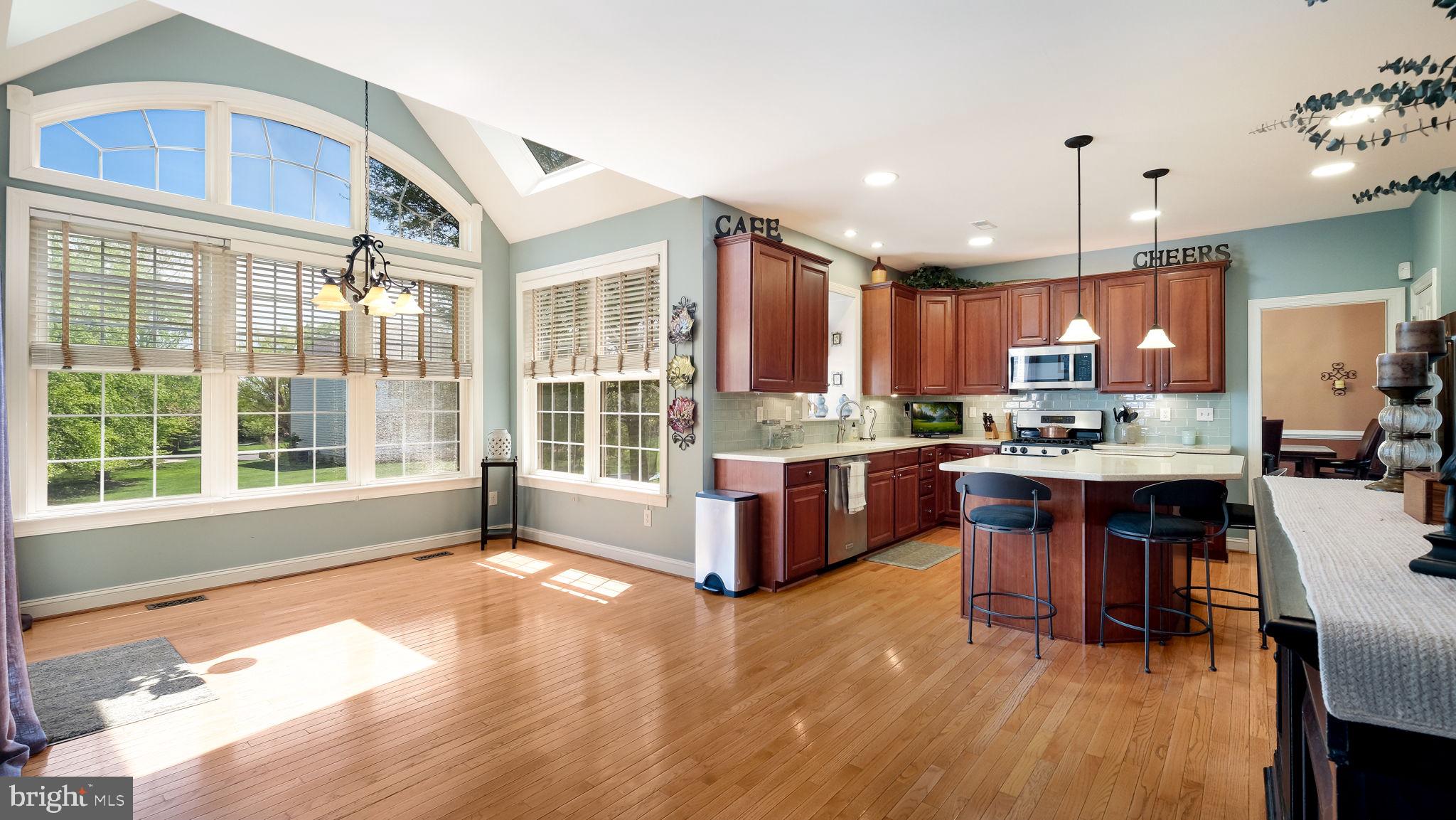 SUNNYBROOK - Residential