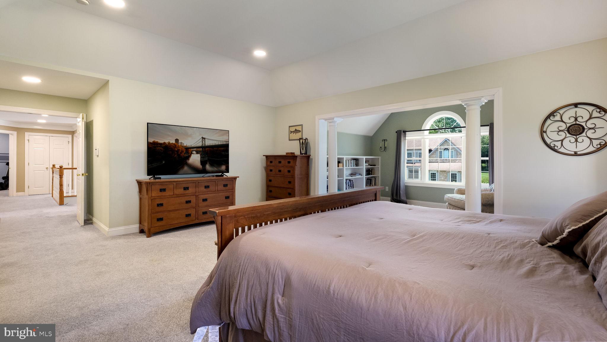 SUNNYBROOK - Residential