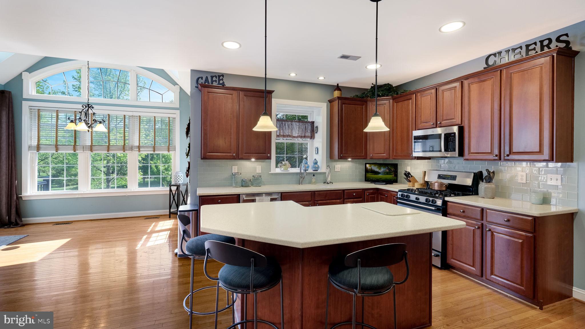 SUNNYBROOK - Residential
