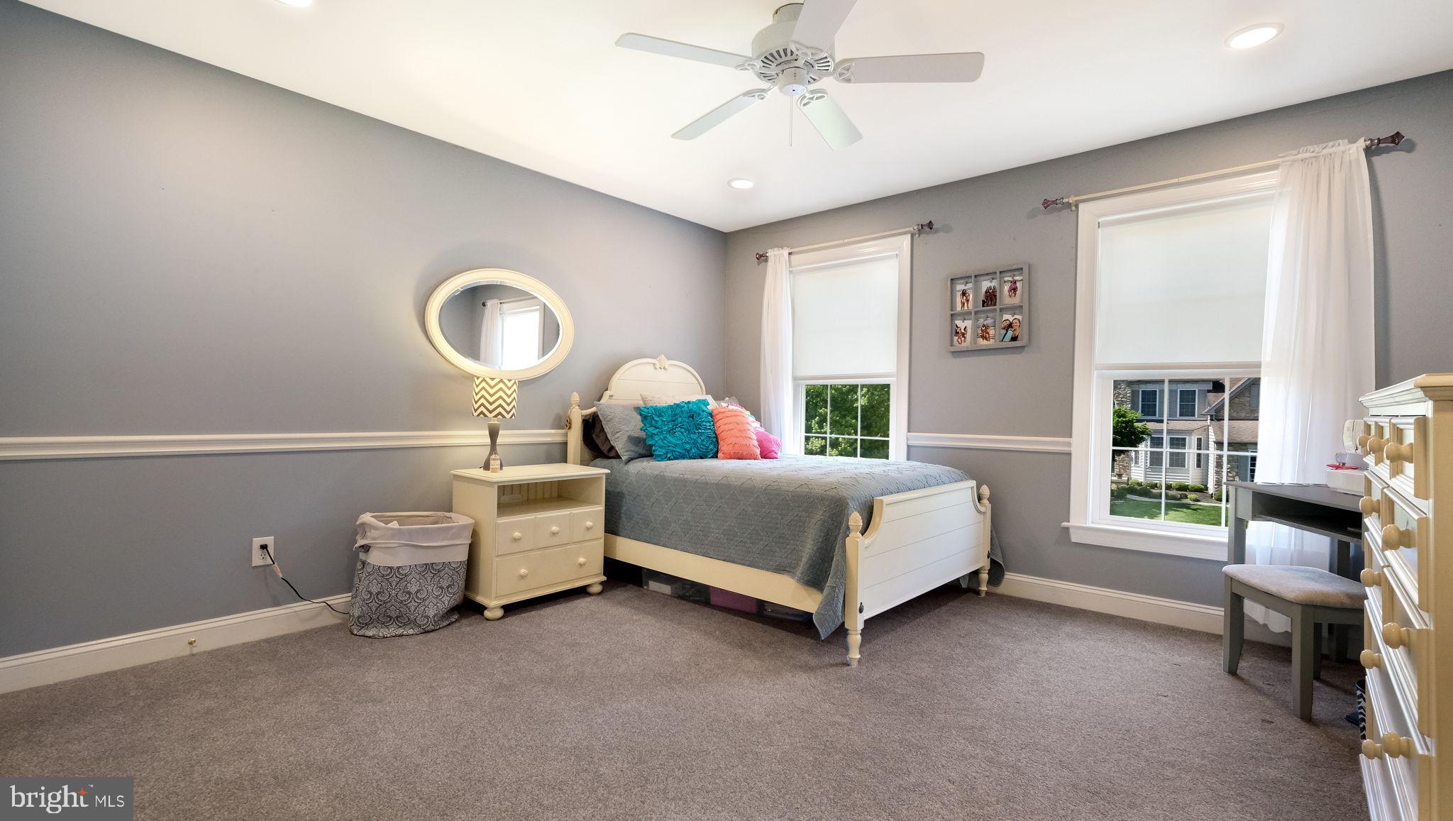 SUNNYBROOK - Residential