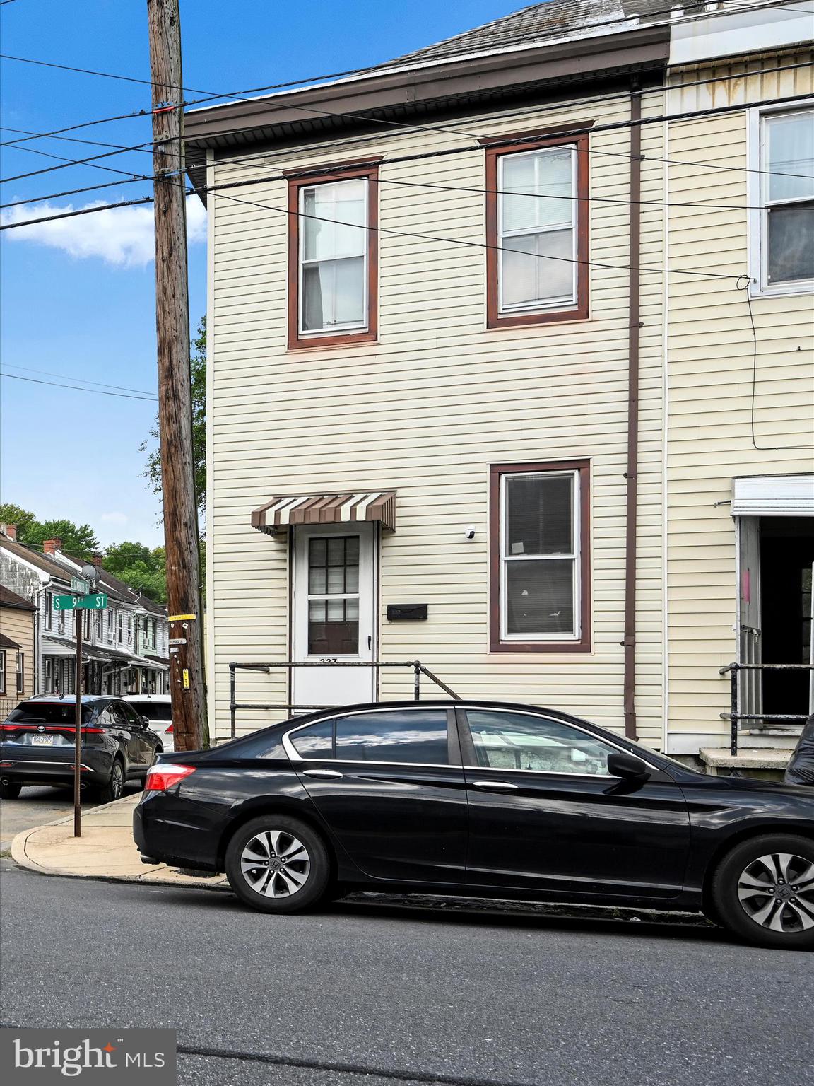 337 S 9TH STREET