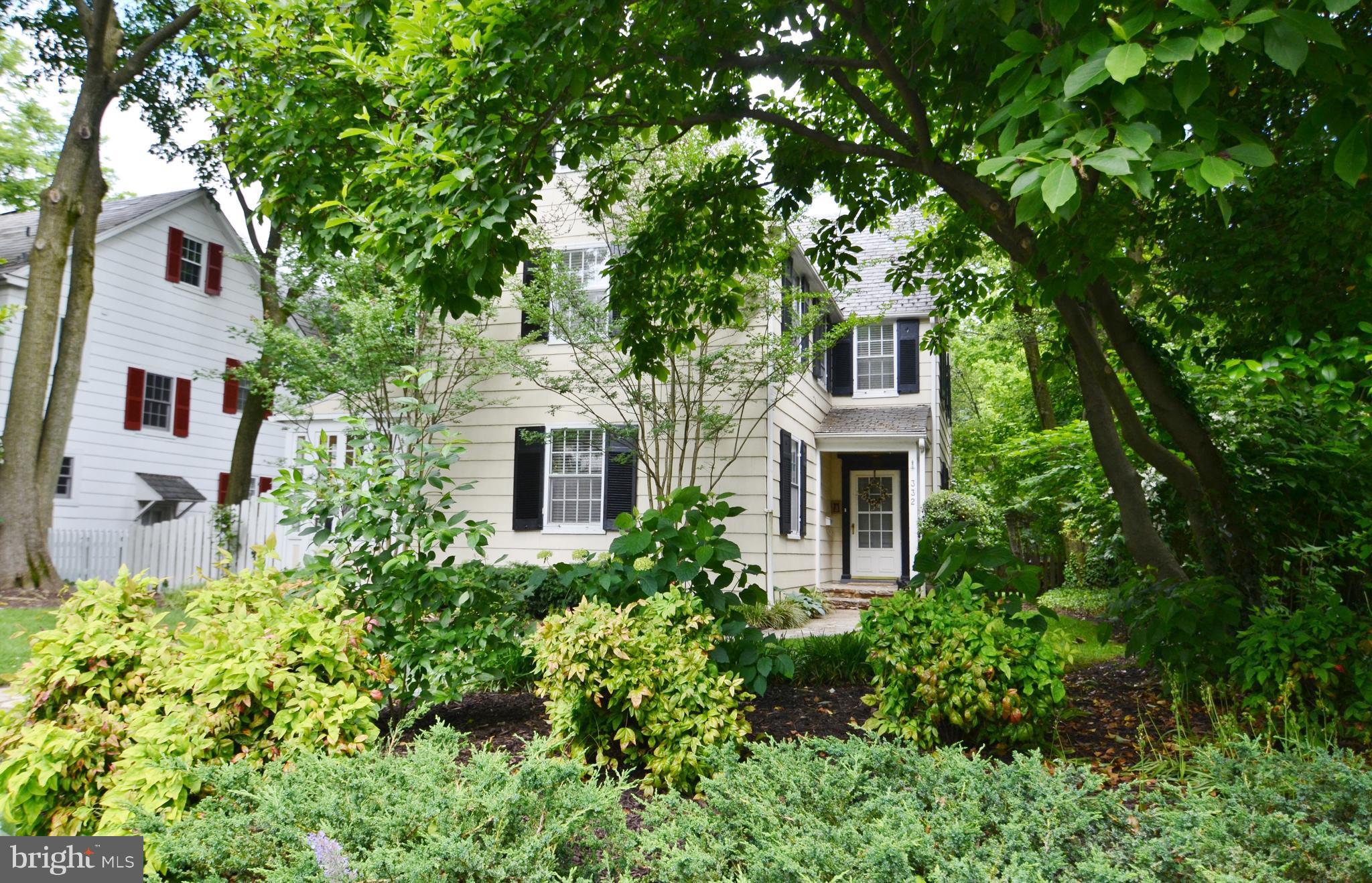 GREATER HOMELAND HISTORIC DISTRICT - Residential