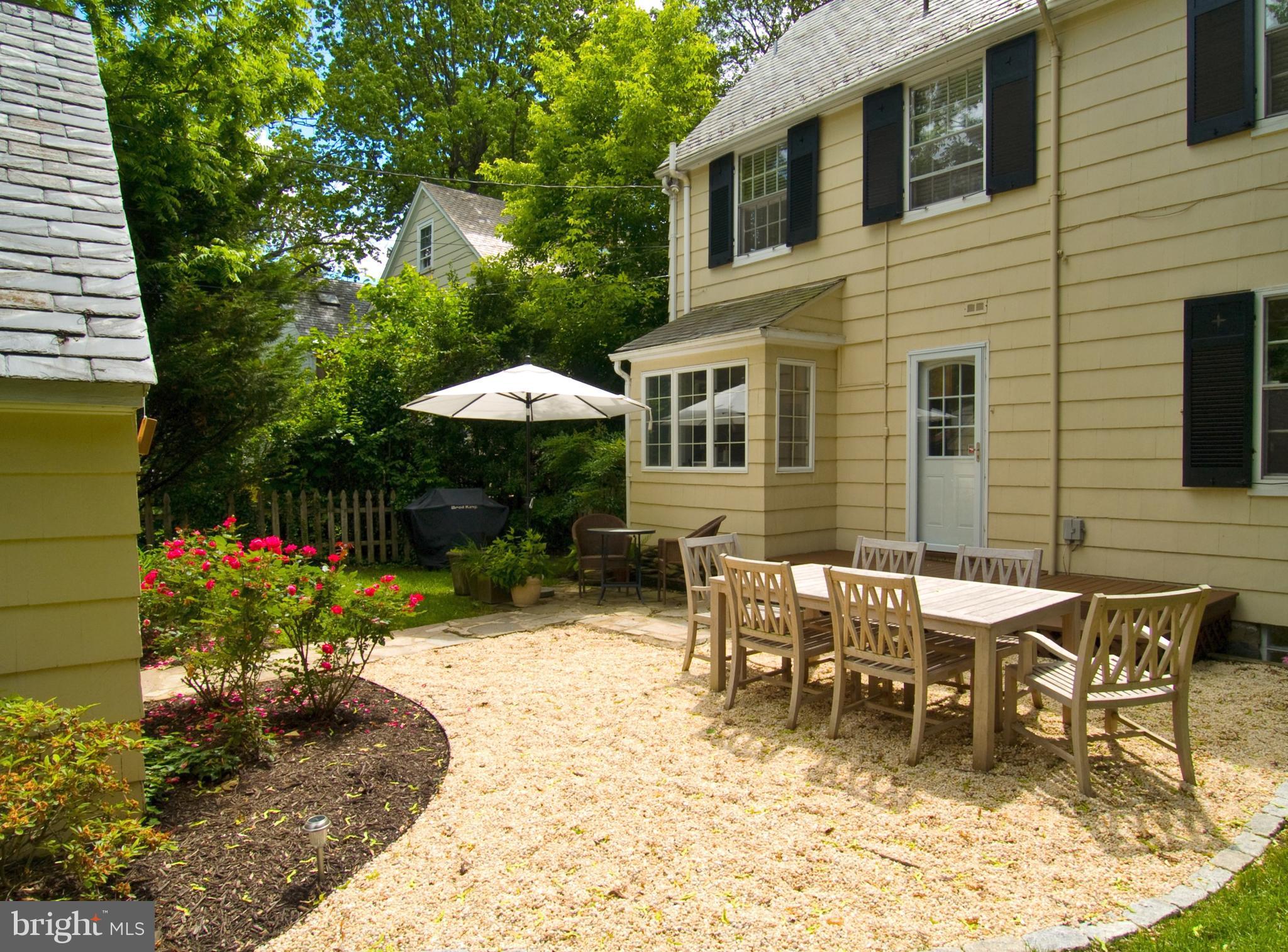 GREATER HOMELAND HISTORIC DISTRICT - Residential