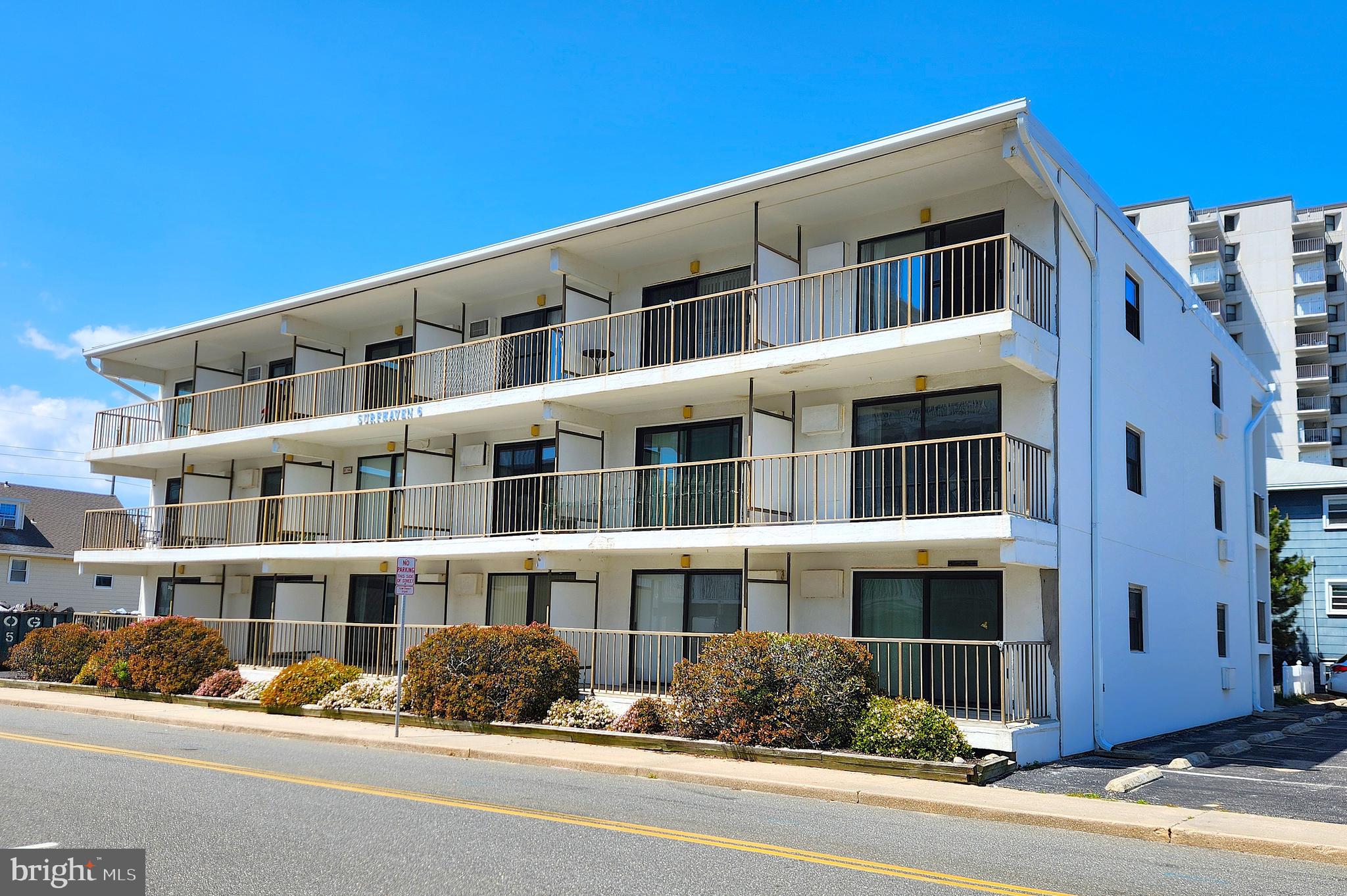 6 87TH STREET 305
