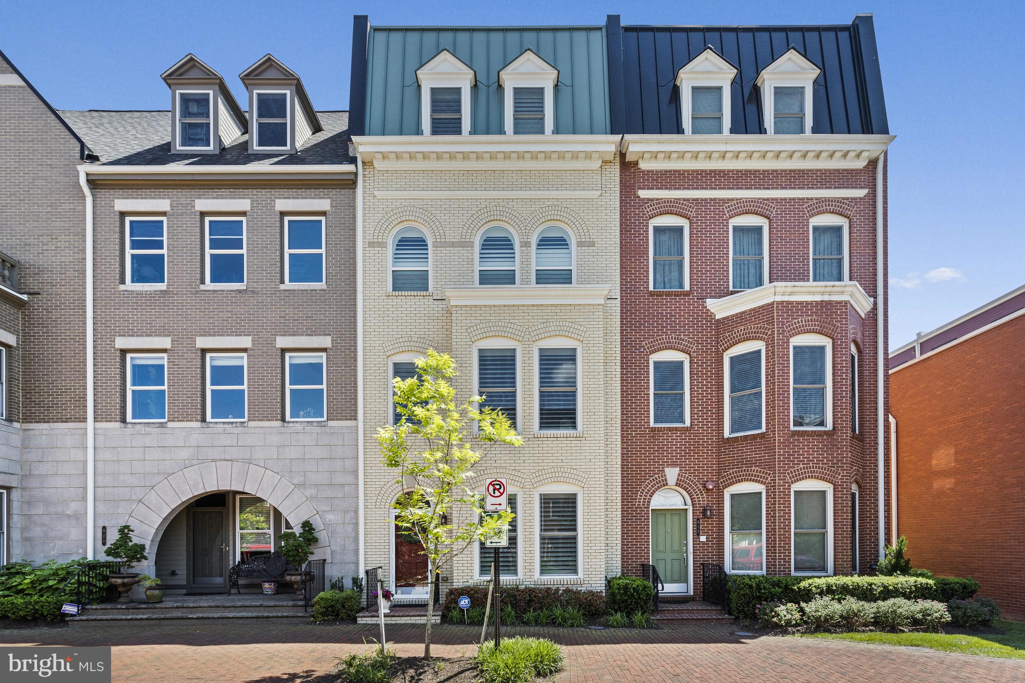 POTOMAC YARD - Residential