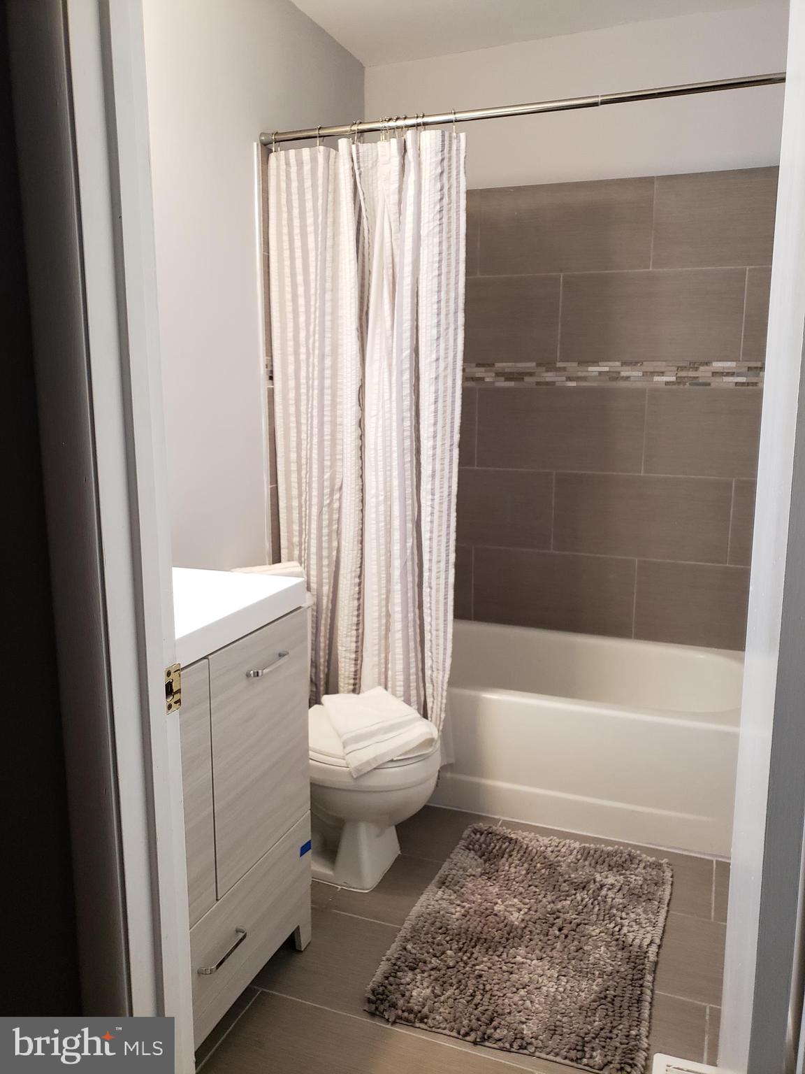 ASHFORD PLAT 1 - Residential Lease