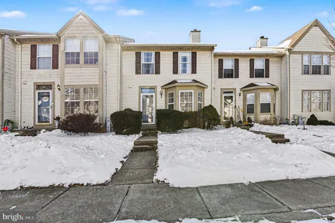 MLS: MDHR2051604