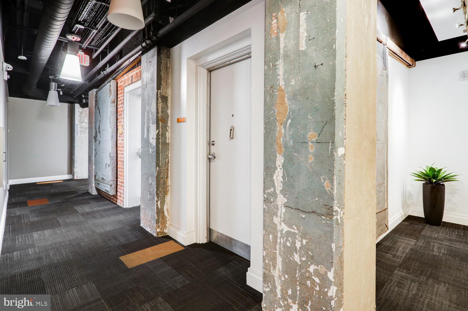 41 W LEMON STREET 205