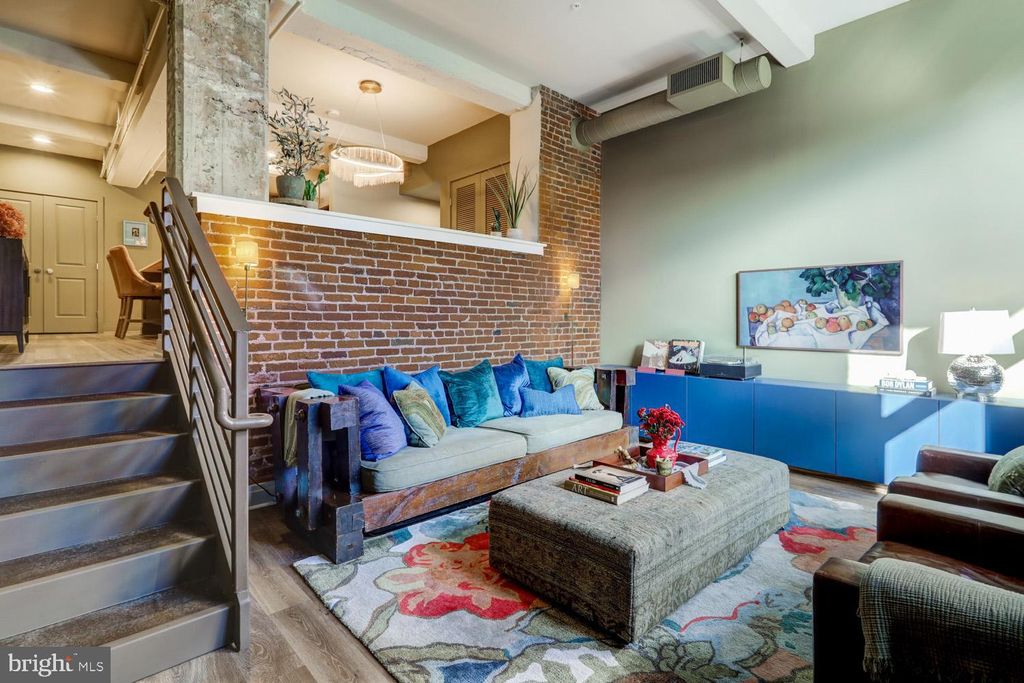 Photo of 41 W Lemon Street #205, LANCASTER, PA 17603 (MLS # PALA2078500)