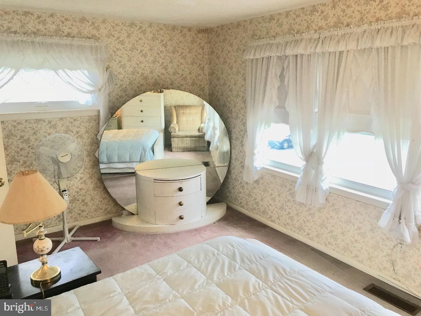 WEDGEWOOD - Residential