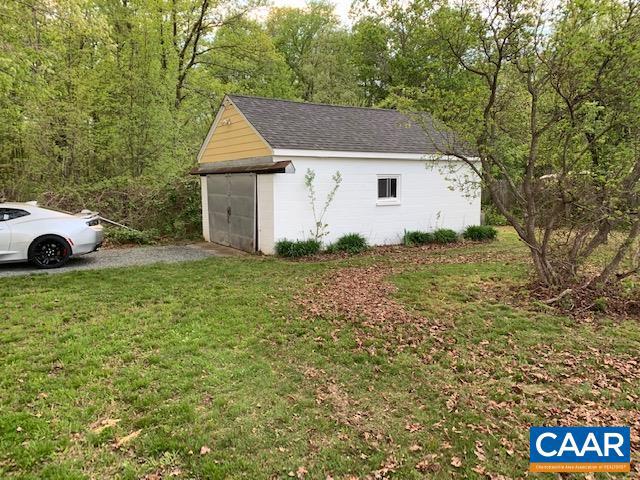 UNKNOWN - Residential Lease