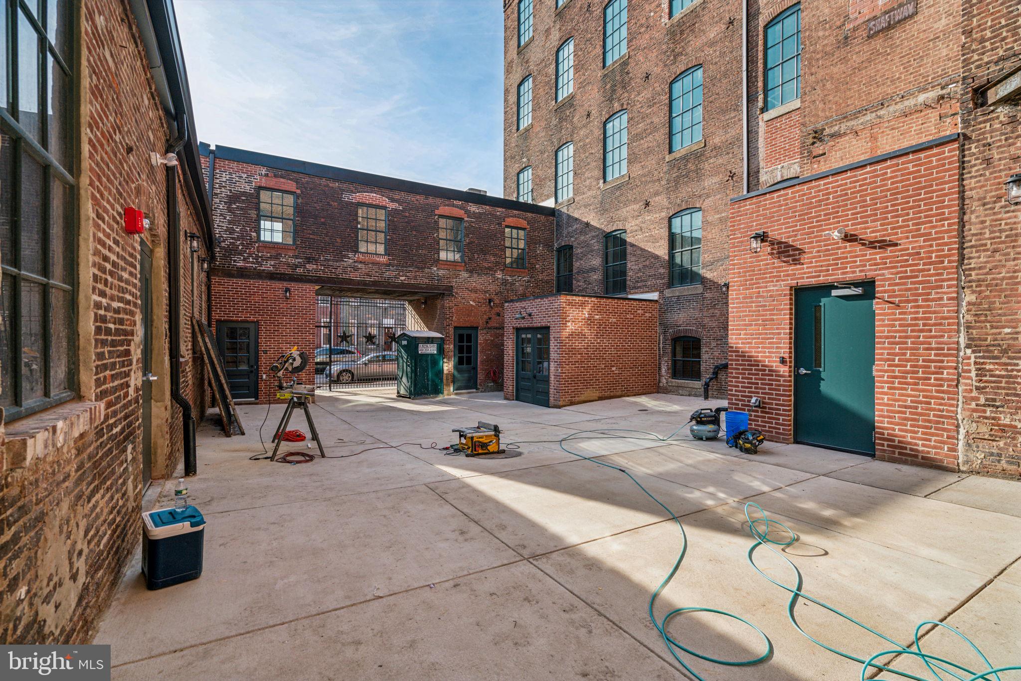 FISHTOWN - Residential Lease