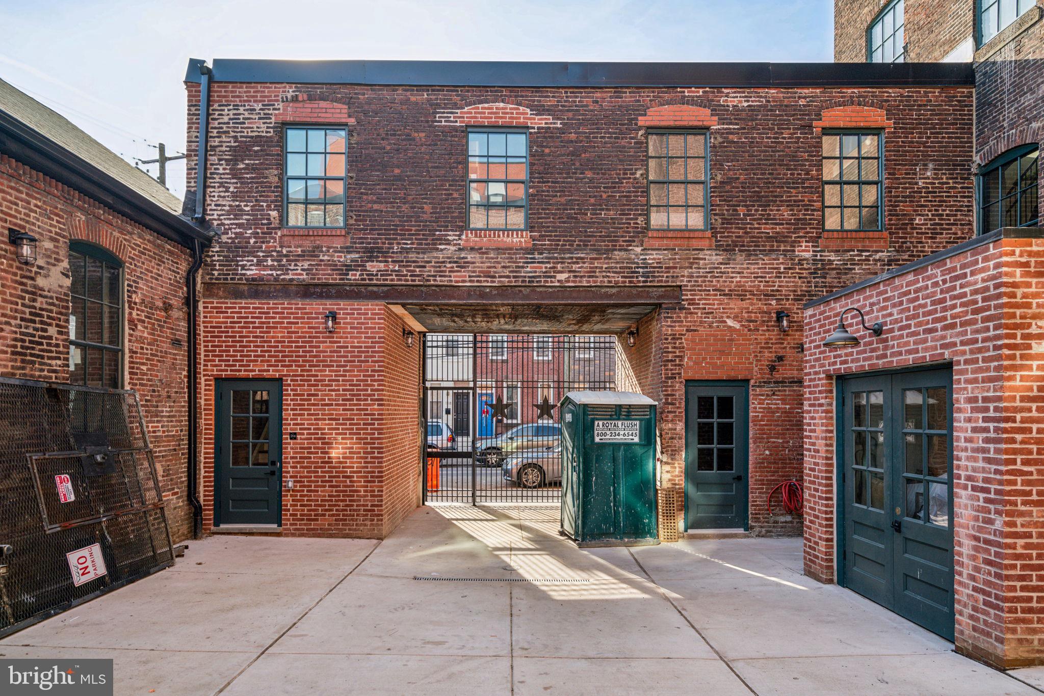 FISHTOWN - Residential Lease
