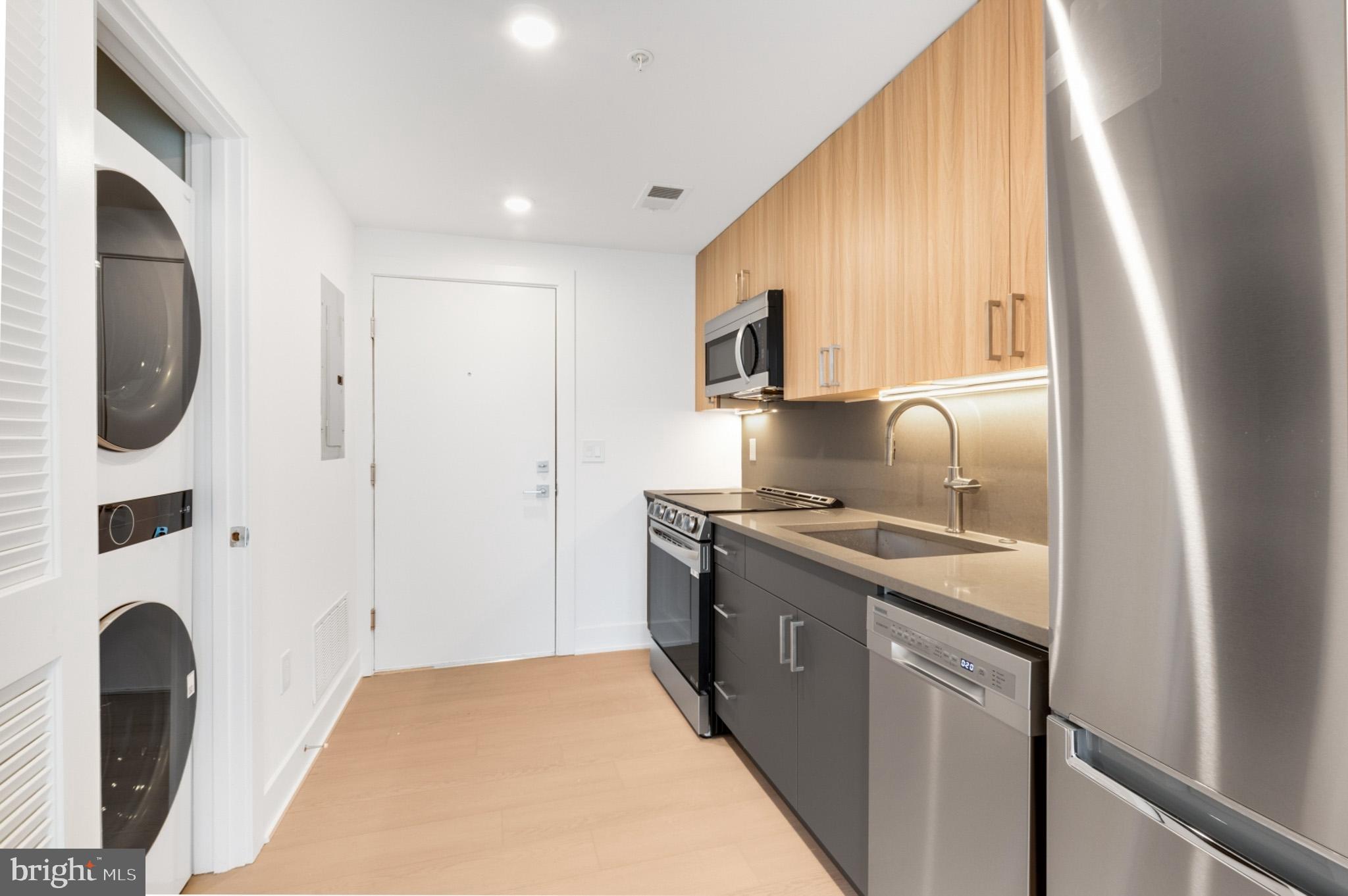 FISHTOWN - Residential Lease