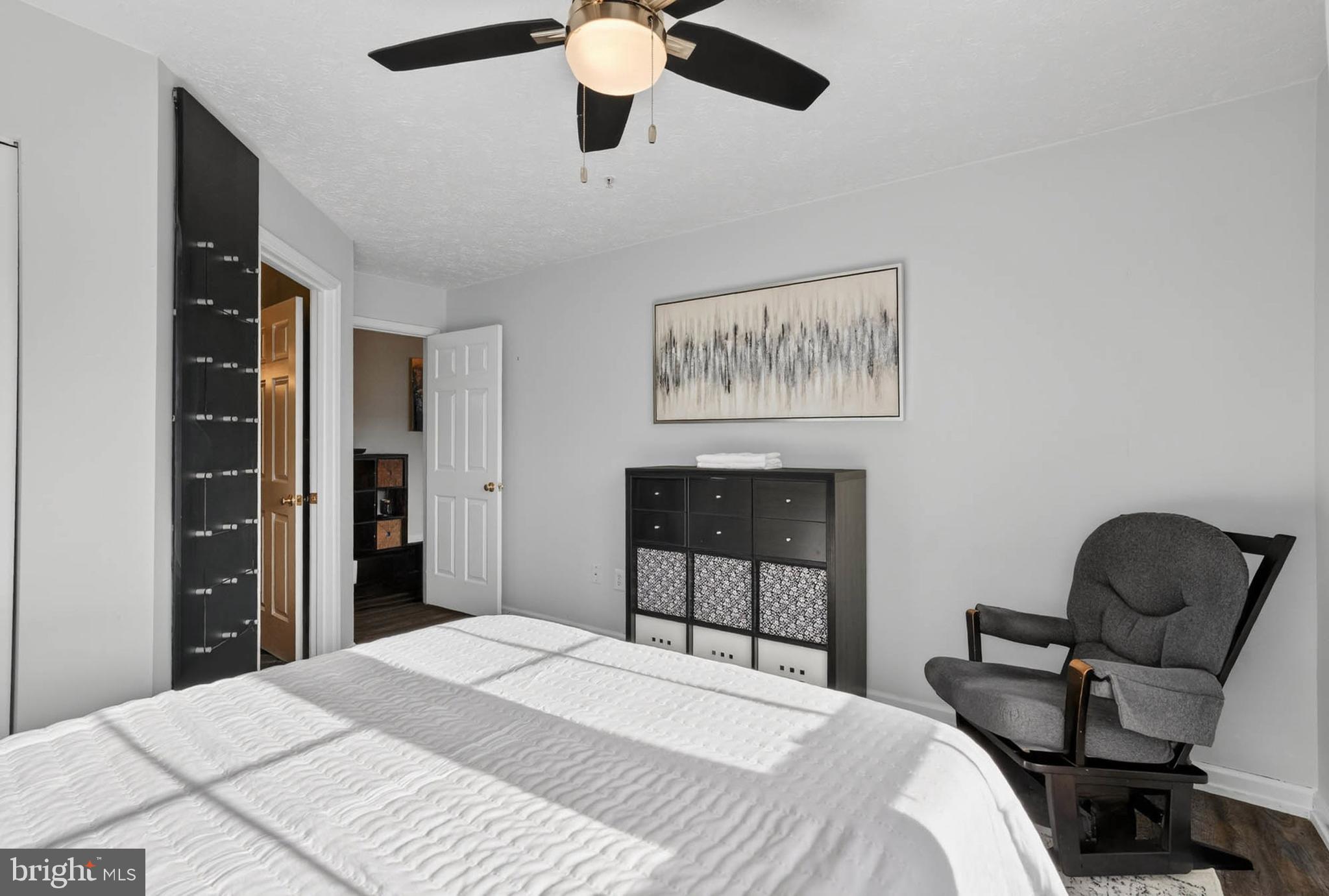 PINEY ORCHARD - Residential