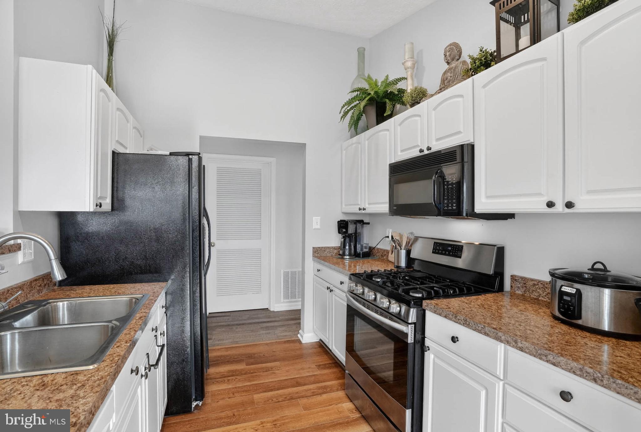 PINEY ORCHARD - Residential