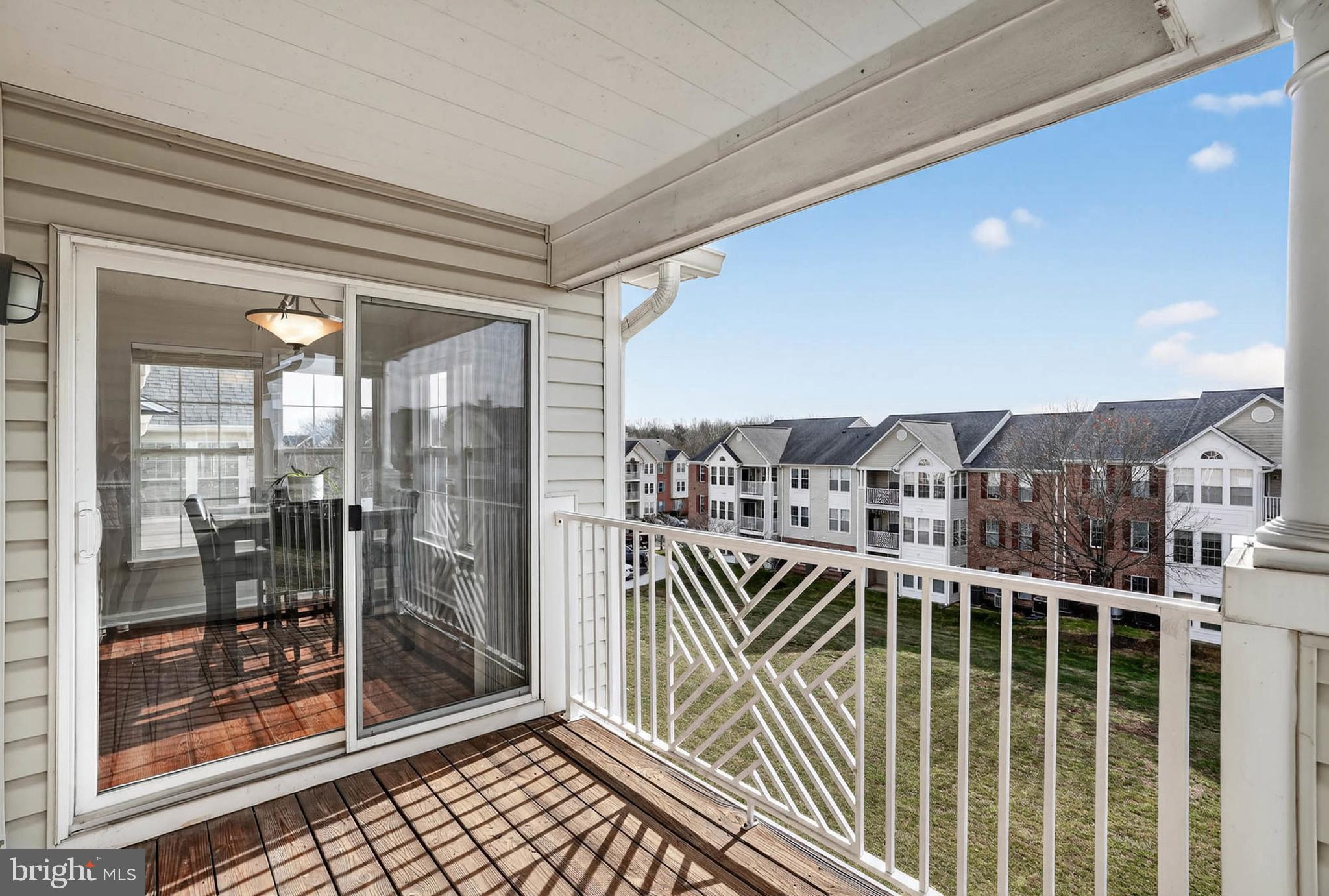 PINEY ORCHARD - Residential