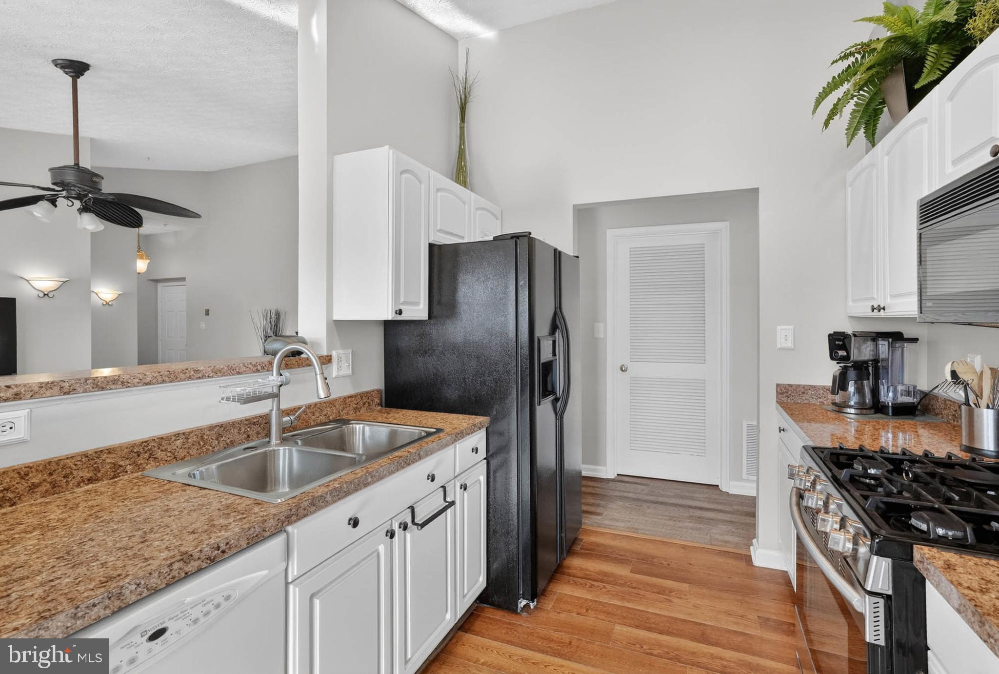 PINEY ORCHARD - Residential