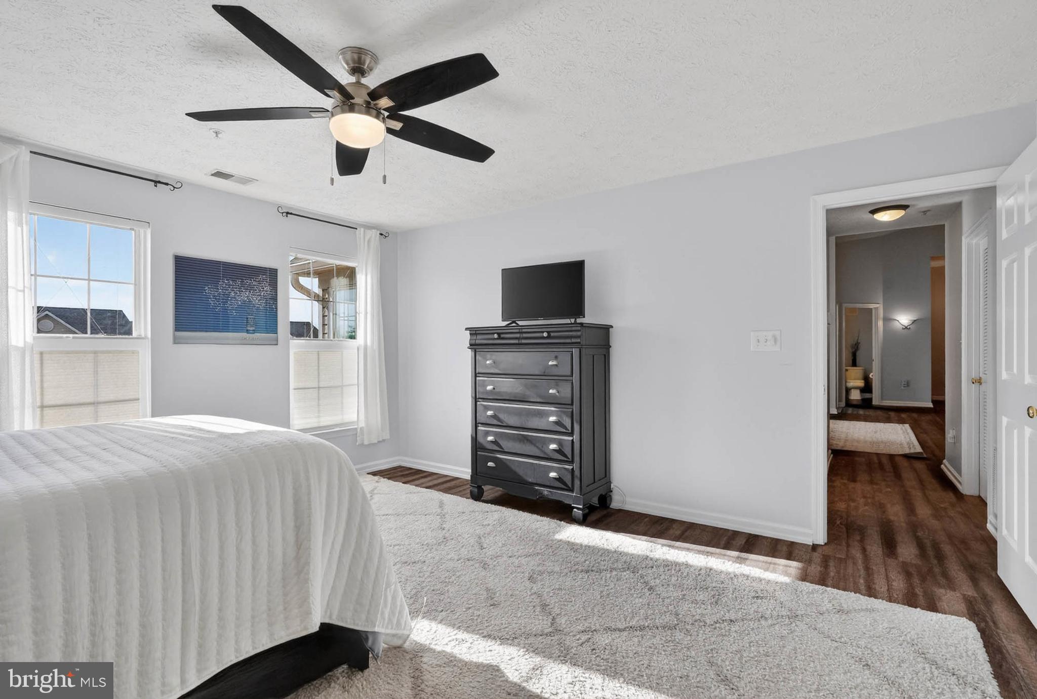 PINEY ORCHARD - Residential