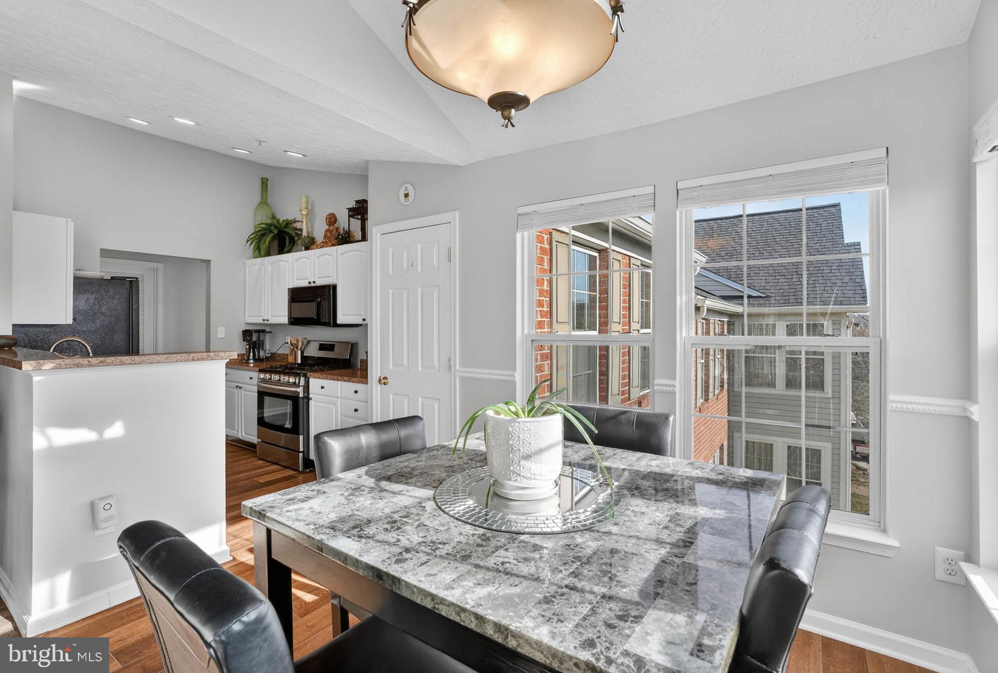 PINEY ORCHARD - Residential