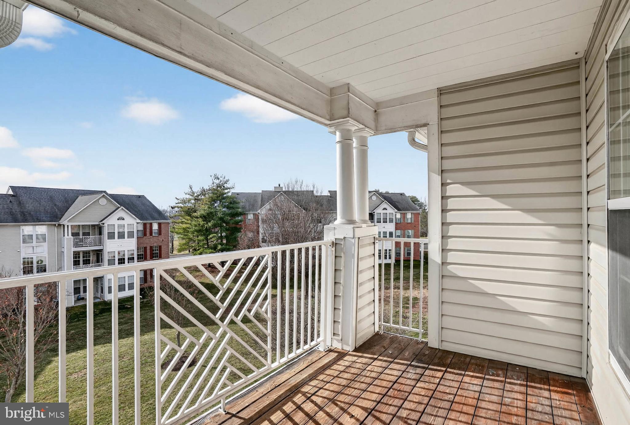 PINEY ORCHARD - Residential