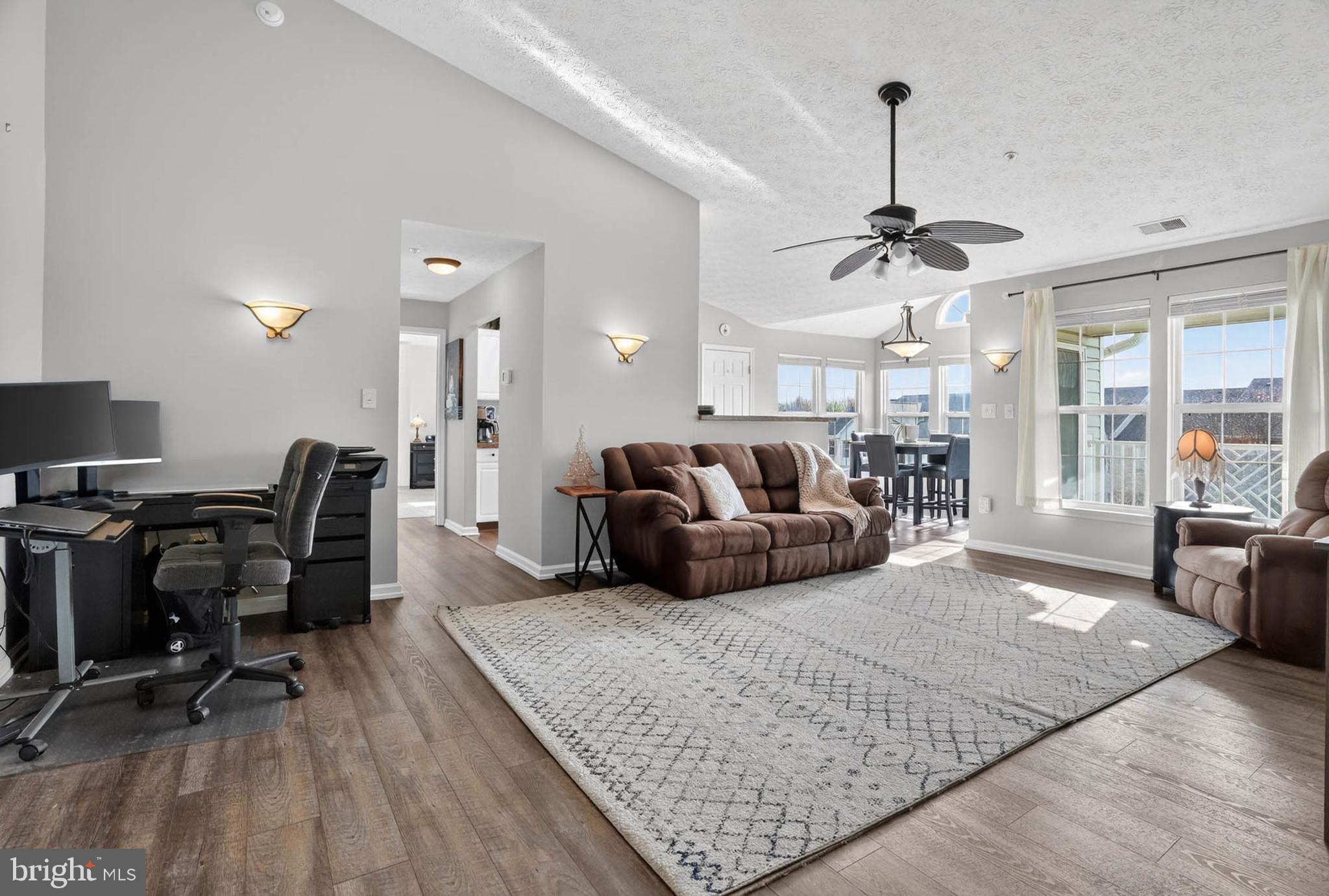 PINEY ORCHARD - Residential