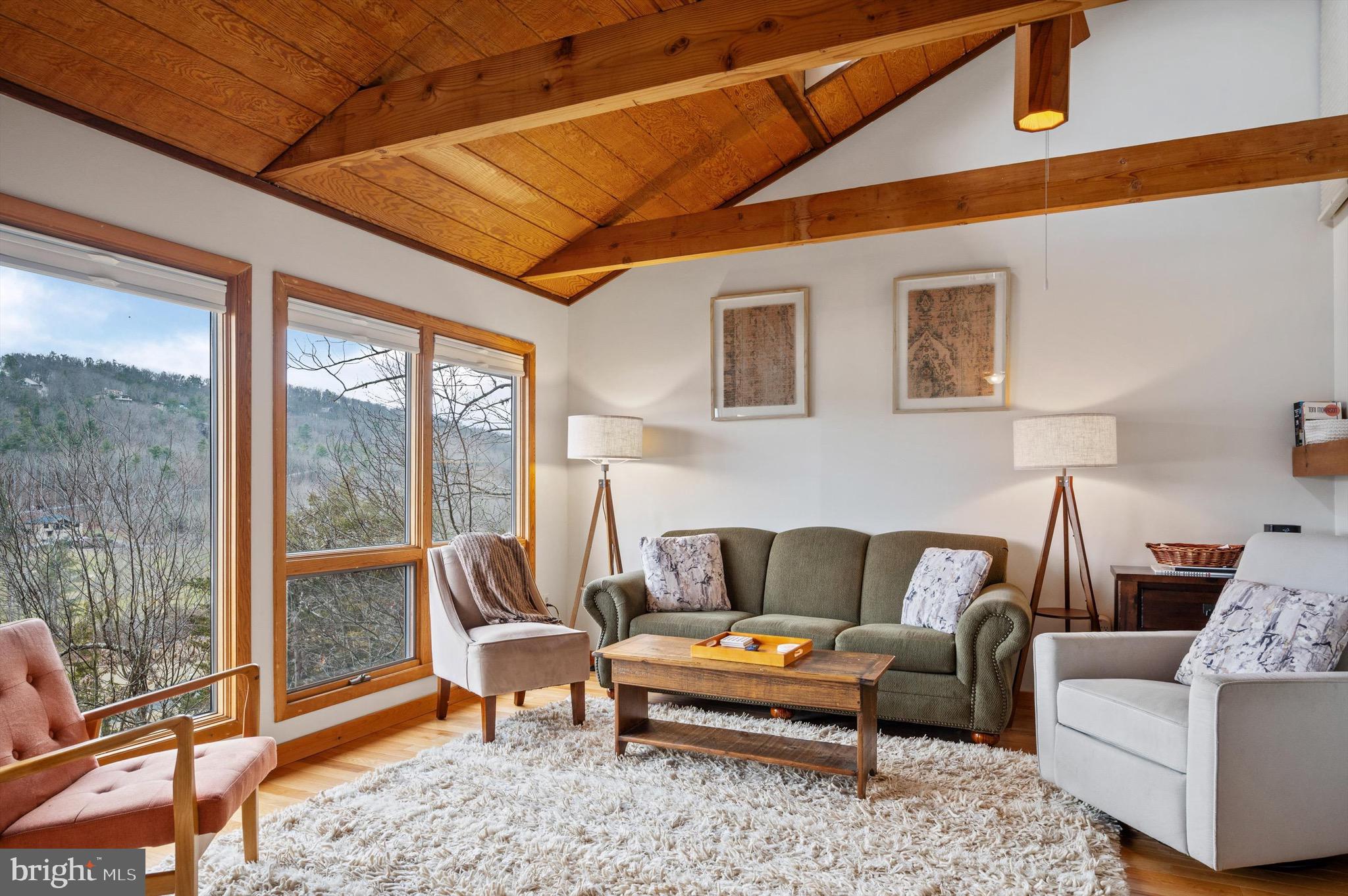 SKY BRYCE - Residential