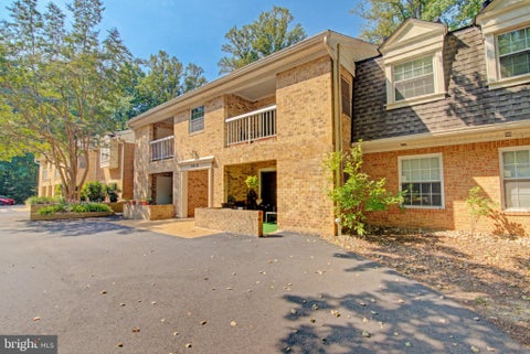 Condo For Sale - 5916 Cove Landing Road #301<br/> Fairfax County, BURKE, VA 22015